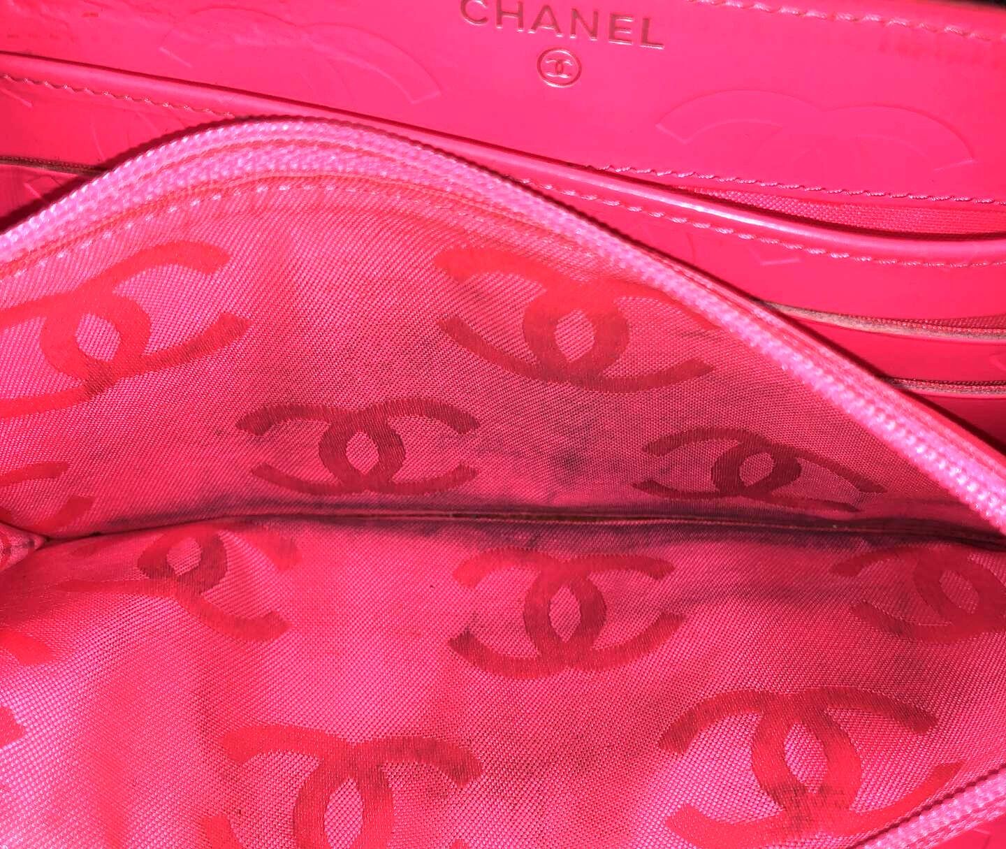 Lambskin Cambon Round Zipped Wallet — view 10