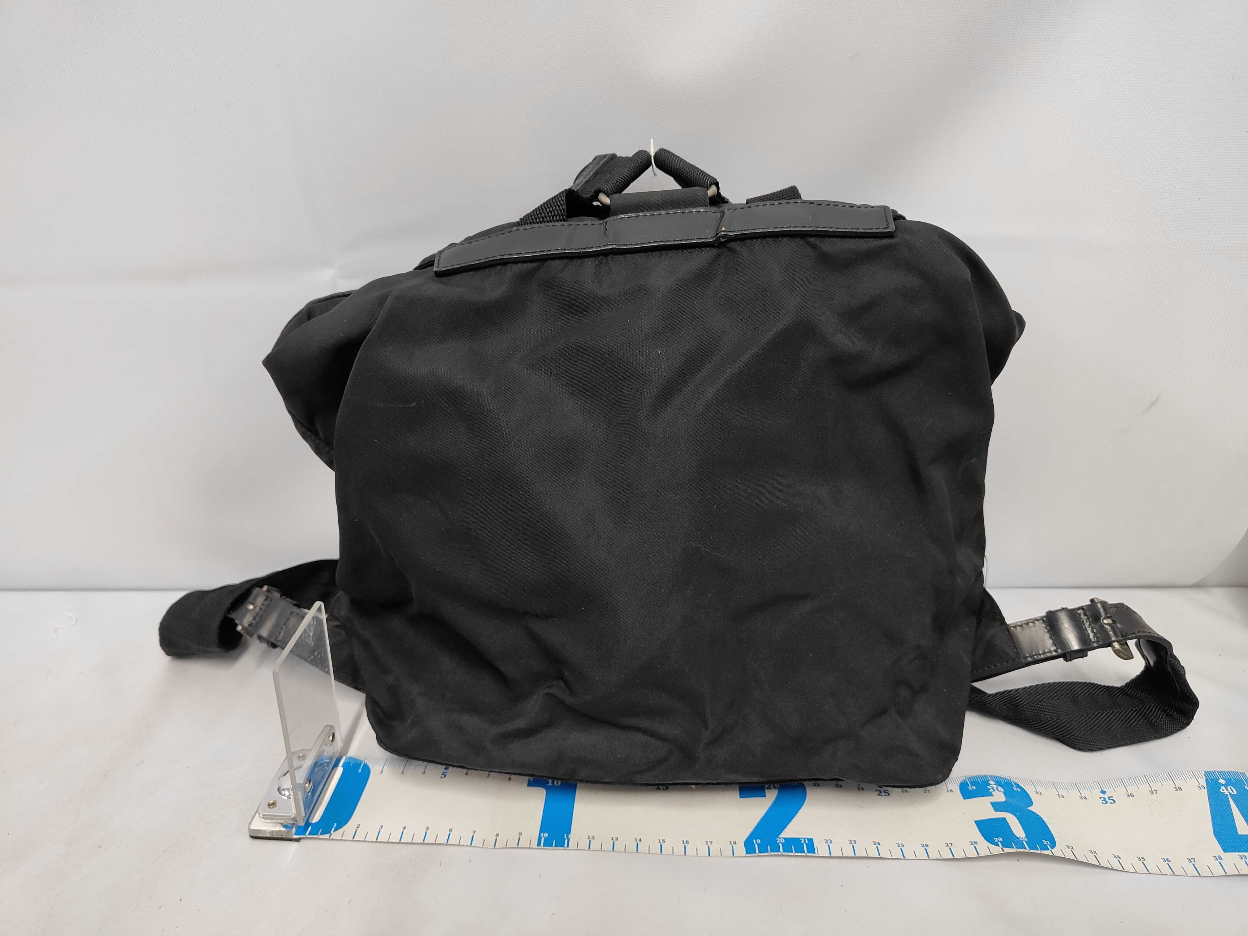 drawstring backpack, black. — view 2