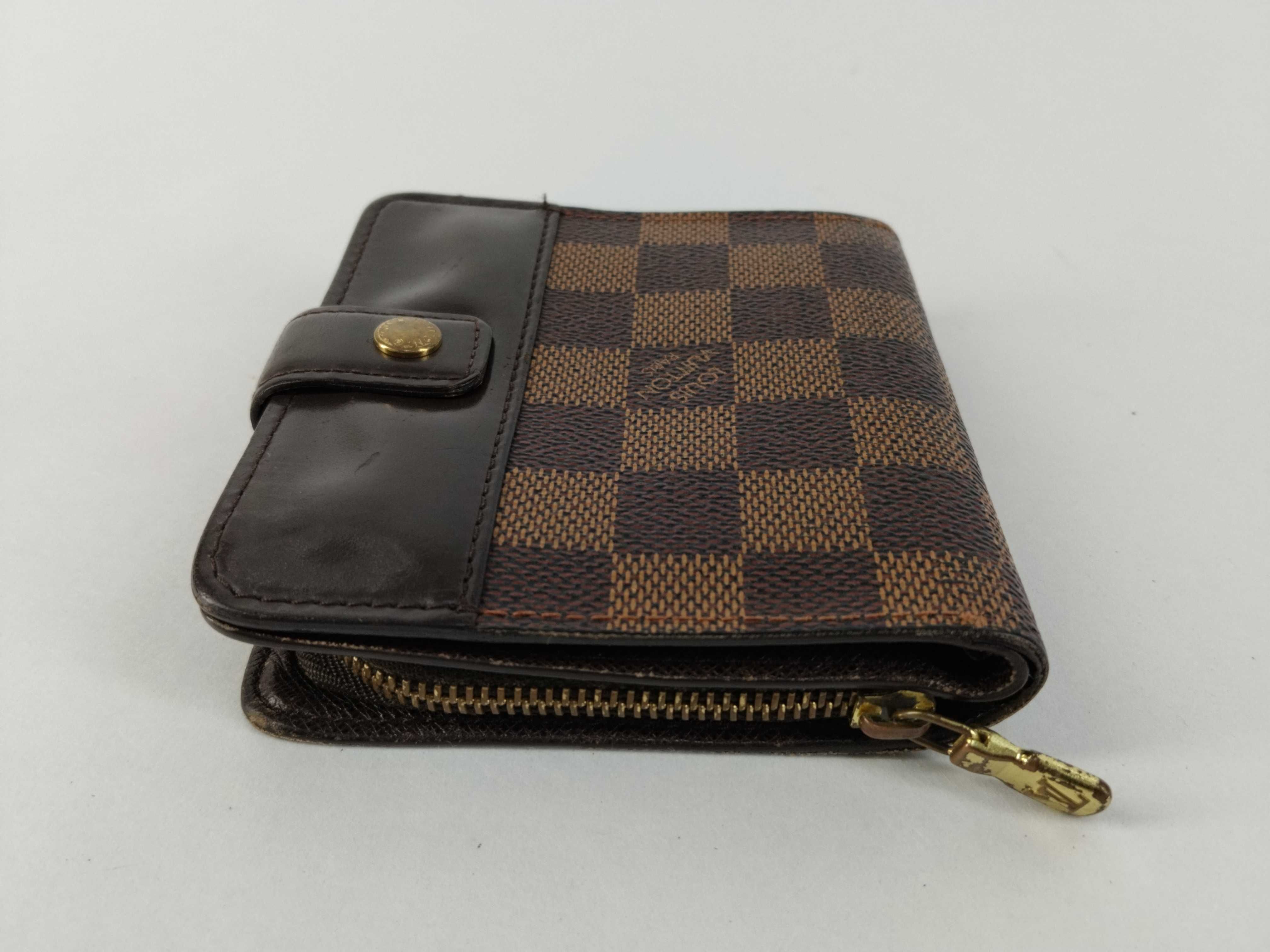 Damier Louis Vuitton Compact Zip N61668 Wallet — view 6