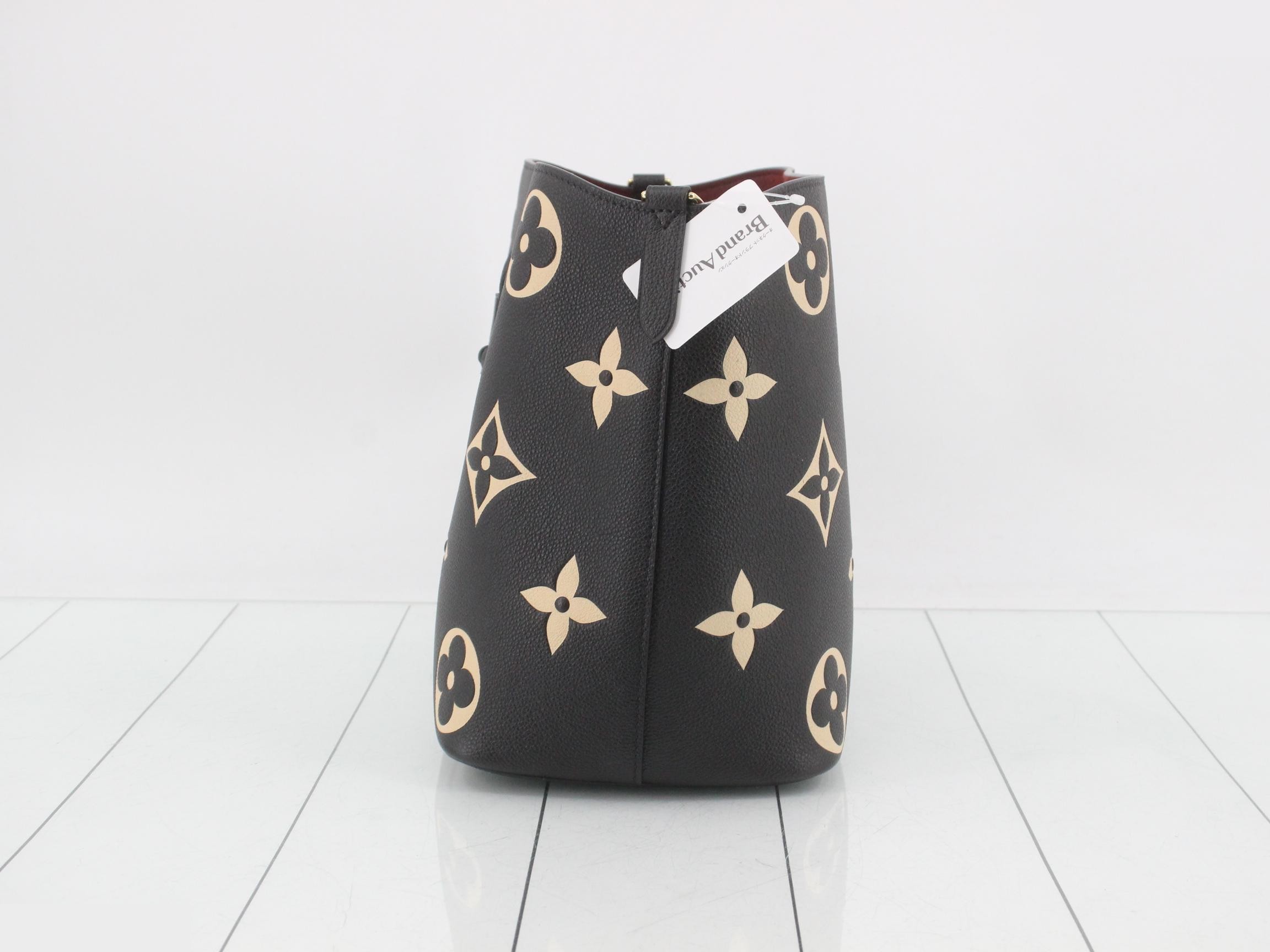 NeoNoe MM Bicolor Monogram Empreinte Leather — view 3