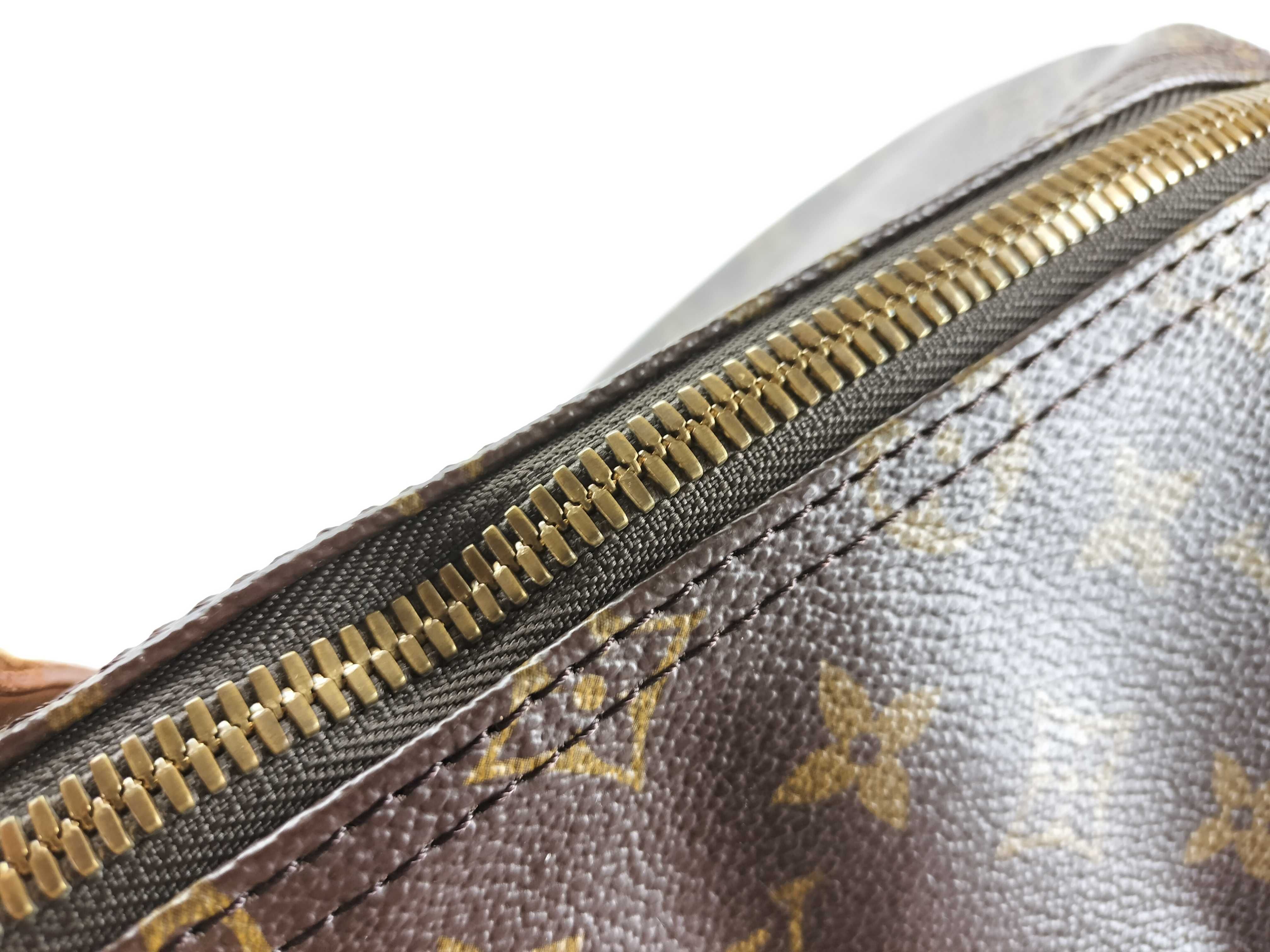 Monogram Louis Vuitton Keepall 50 Boston Bag — view 8
