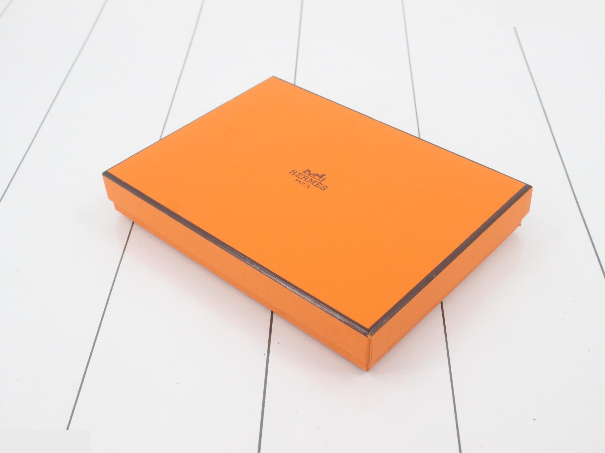 Dogon K stamp, with box, HERMES wallet — view 5