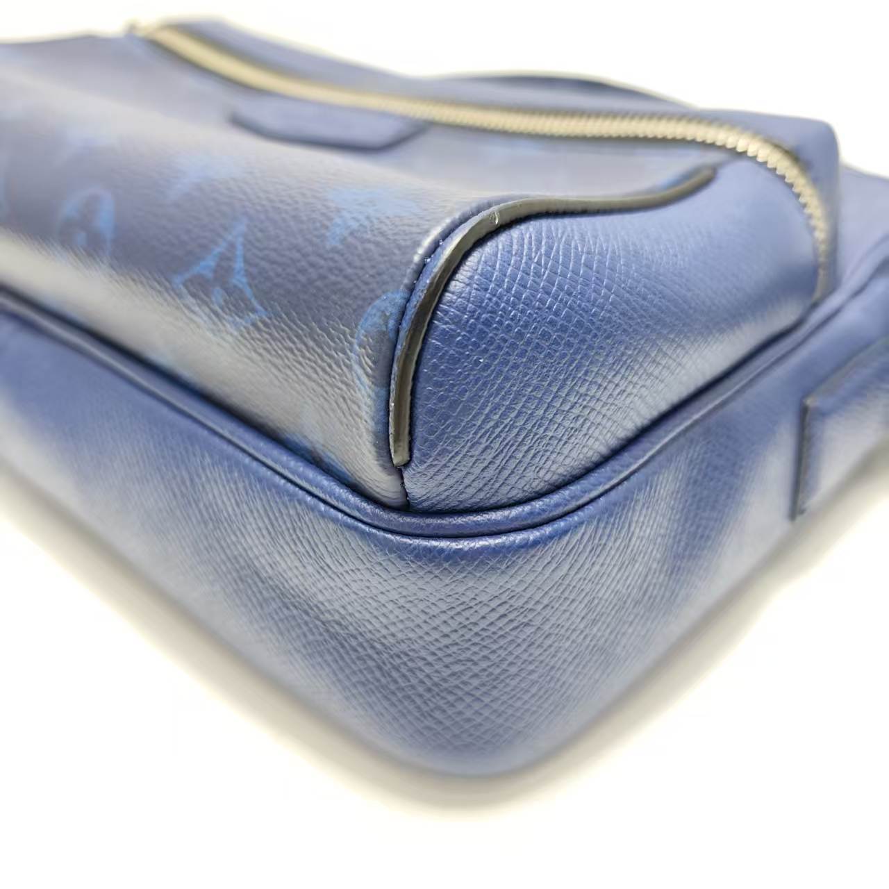 【*Shipped from: China*】LOUIS VUITTON Outdoor Leather Shoulder Bag — view 6