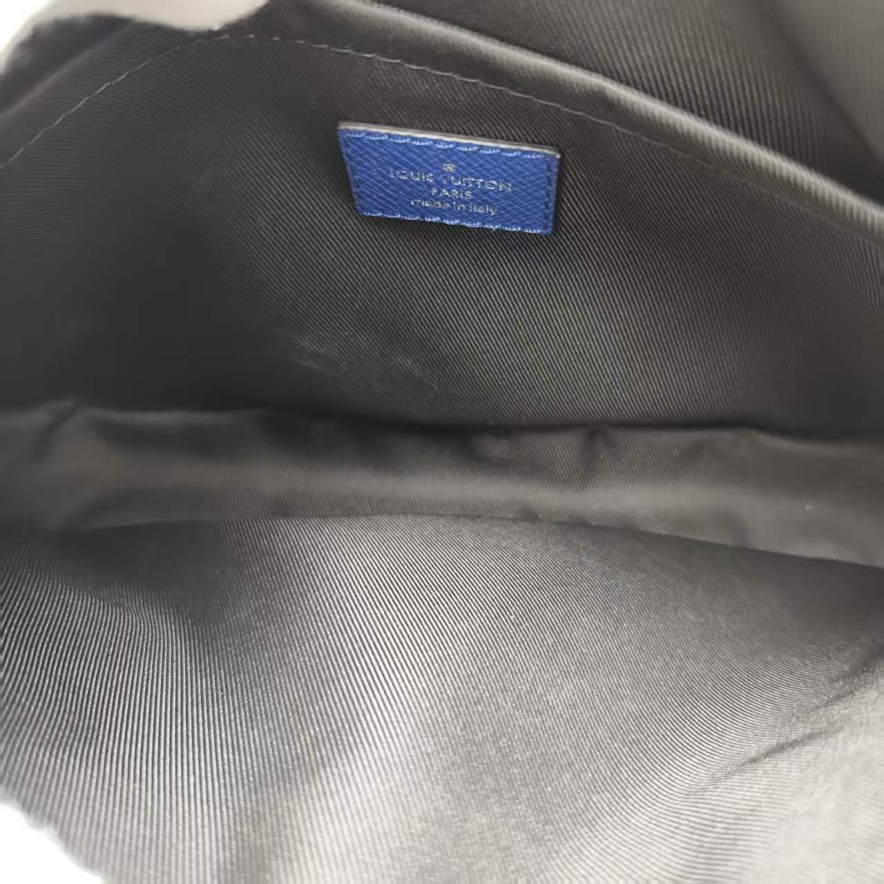 【*Shipped from: China*】LOUIS VUITTON Outdoor Leather Shoulder Bag — view 8