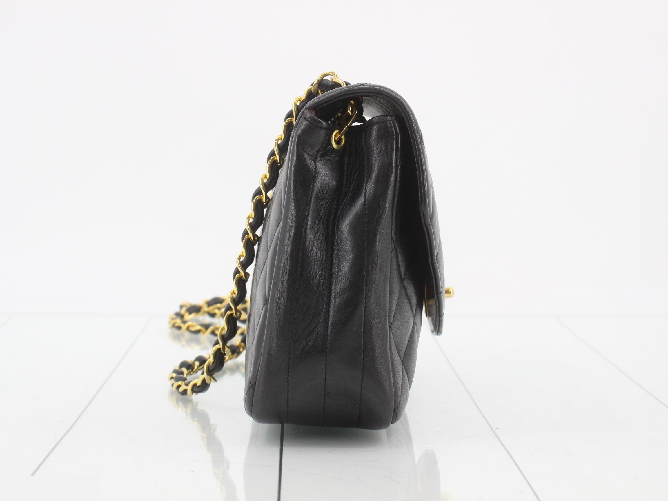 Matelassé (bag) - Shoulder bag — view 4