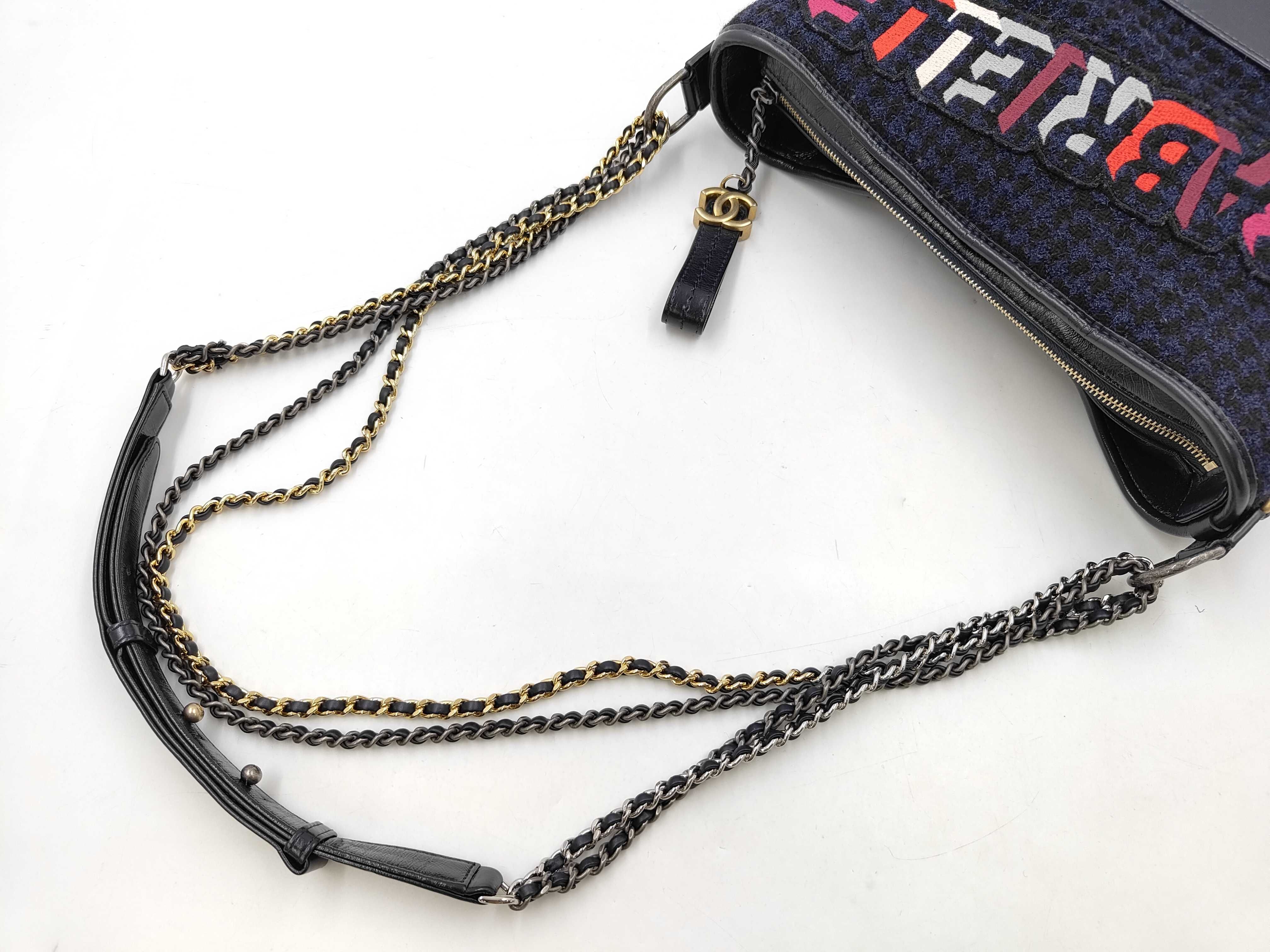 Gabrielle de Chanel GABRIELLE Logo Tweed Calfskin Shoulder Bag #24 — view 6