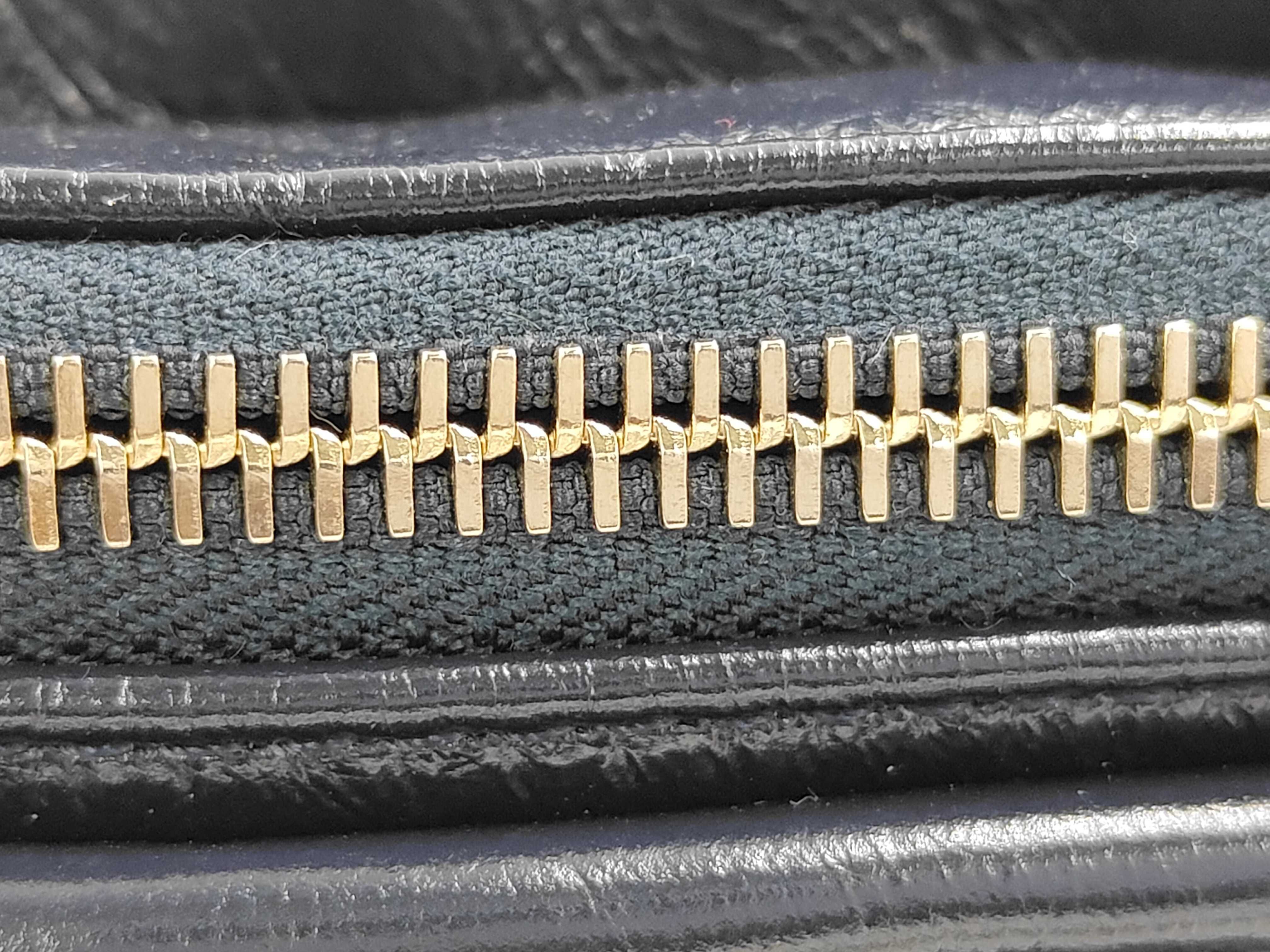 Gabrielle de Chanel GABRIELLE Logo Tweed Calfskin Shoulder Bag #24 — view 9