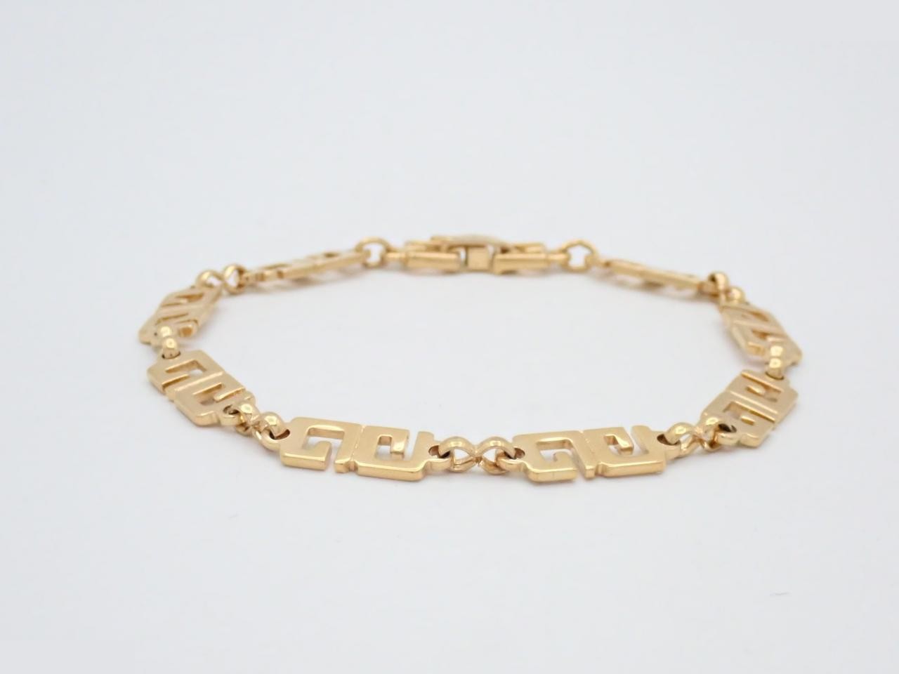 Gold bracelet, wrist size approximately 18cm
