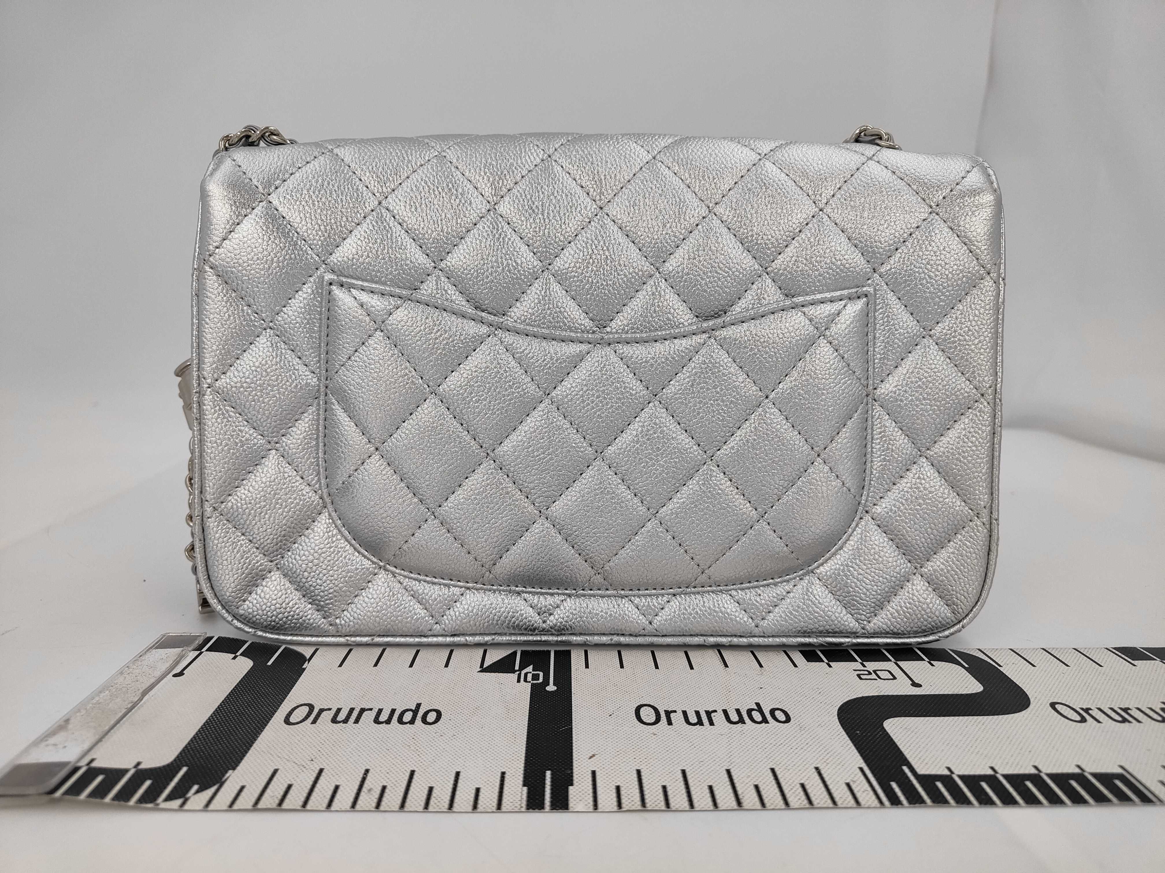 Single Flap Caviar Silver Shoulder Bag — view 2