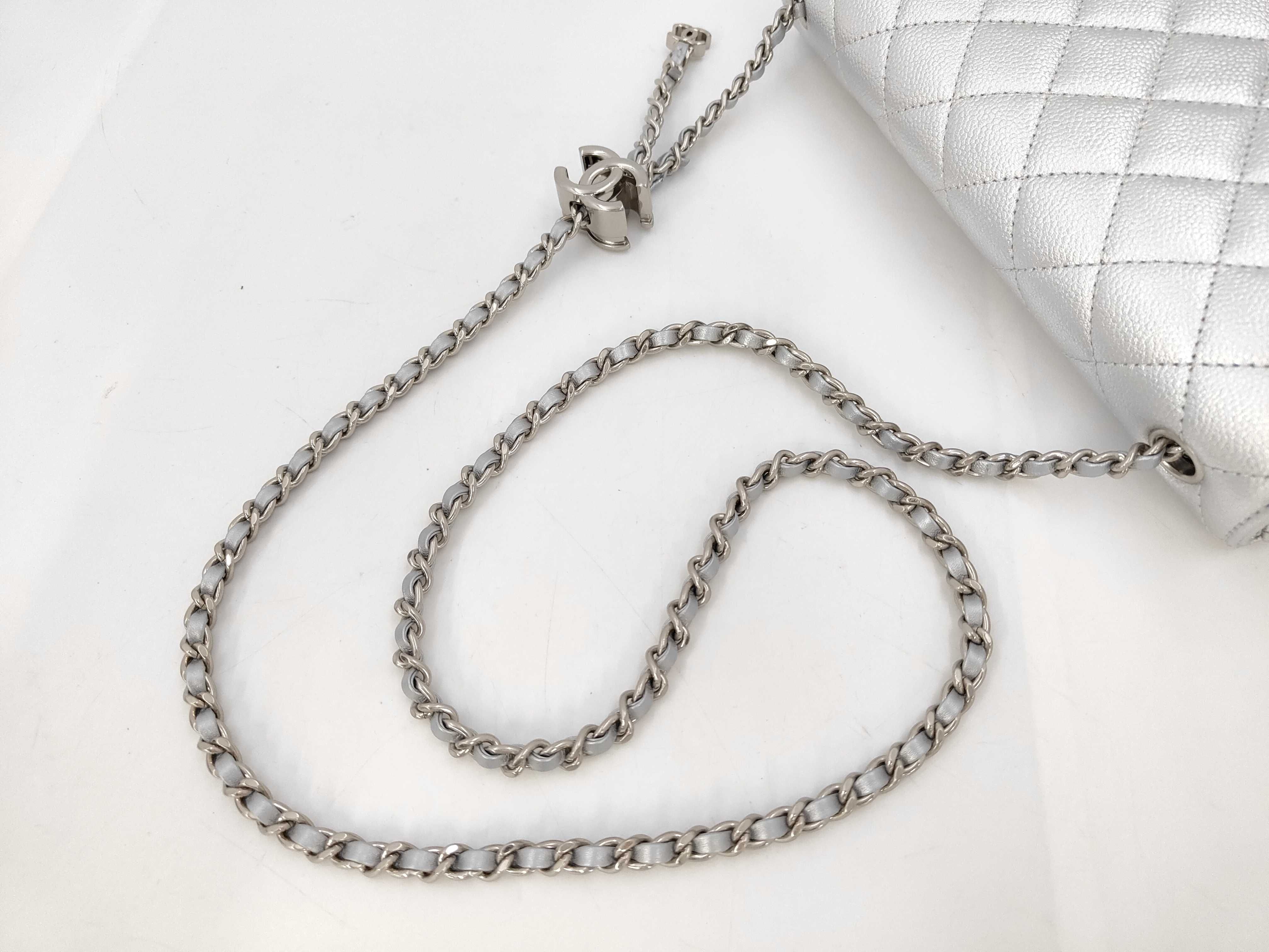 Single Flap Caviar Silver Shoulder Bag — view 3