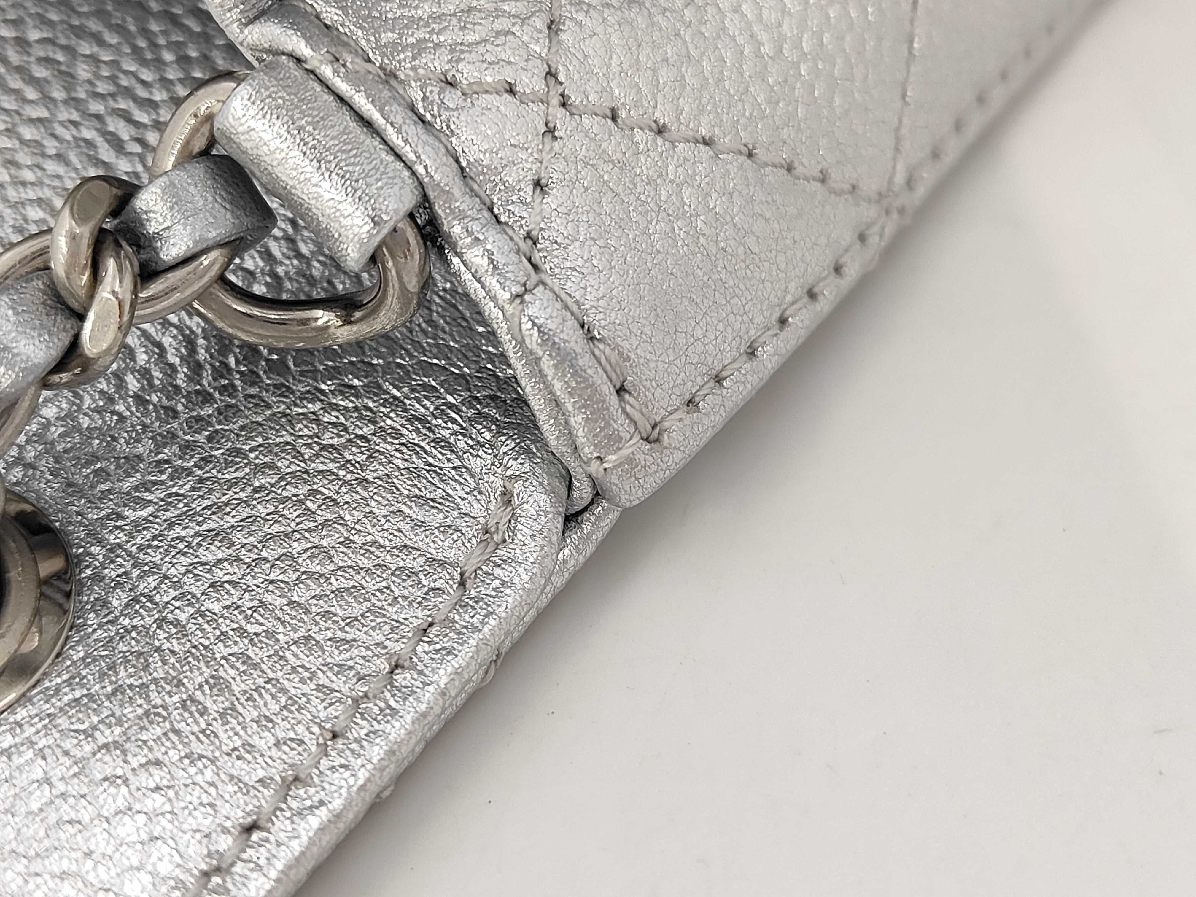 Single Flap Caviar Silver Shoulder Bag — view 8