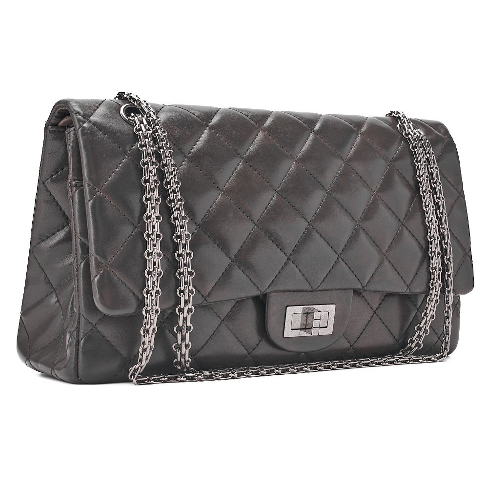 Lambskin Matelassé 2.55 Lock Maxi Double Flap 2.55 Chain Shoe — view 3