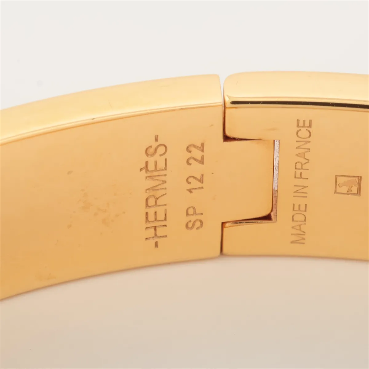 Click H Fan SP1222 Bangle GP Gold x Marron Glacé. Shows signs of wear including — view 6