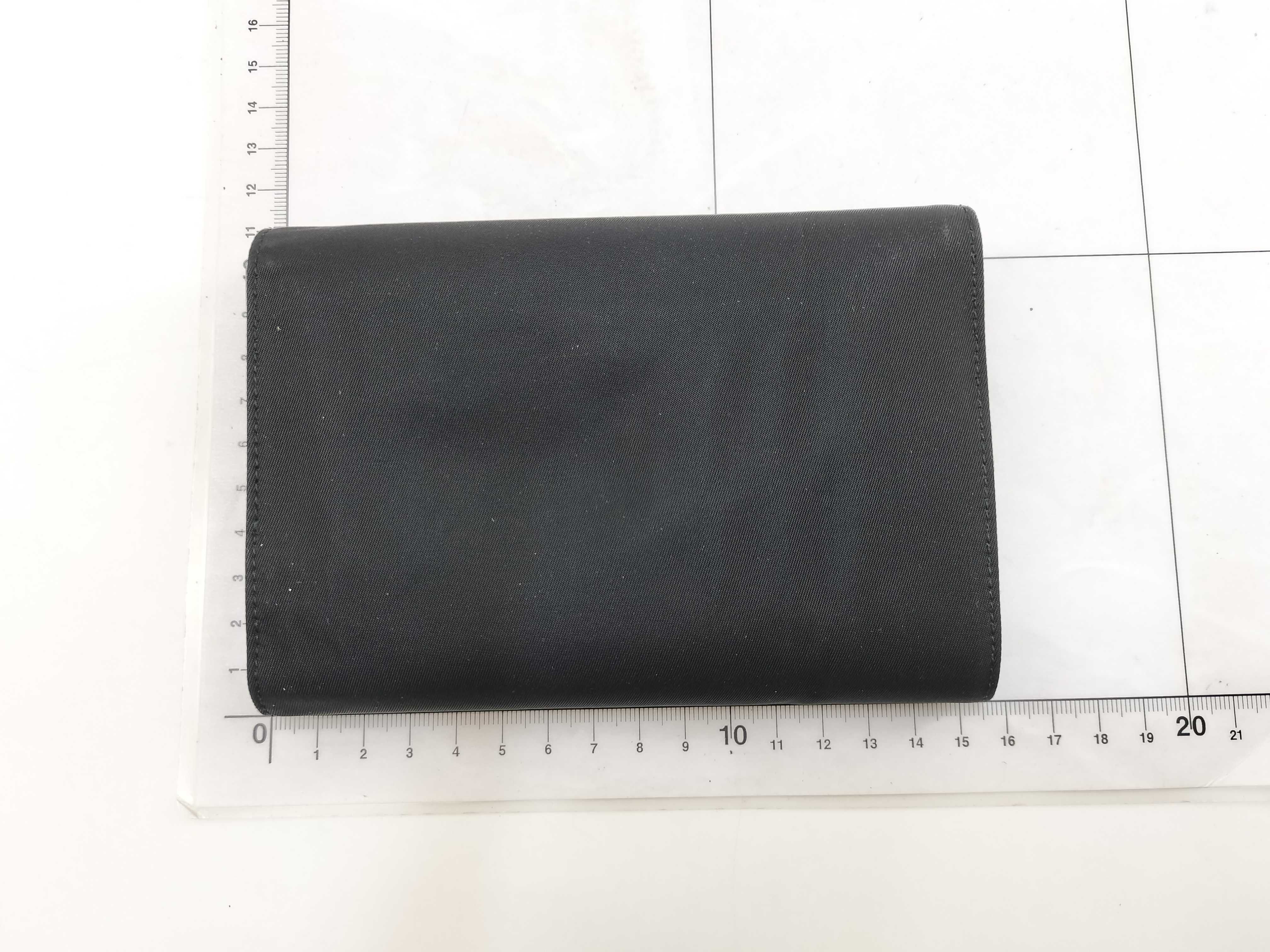 M668 Black Wallet — view 2