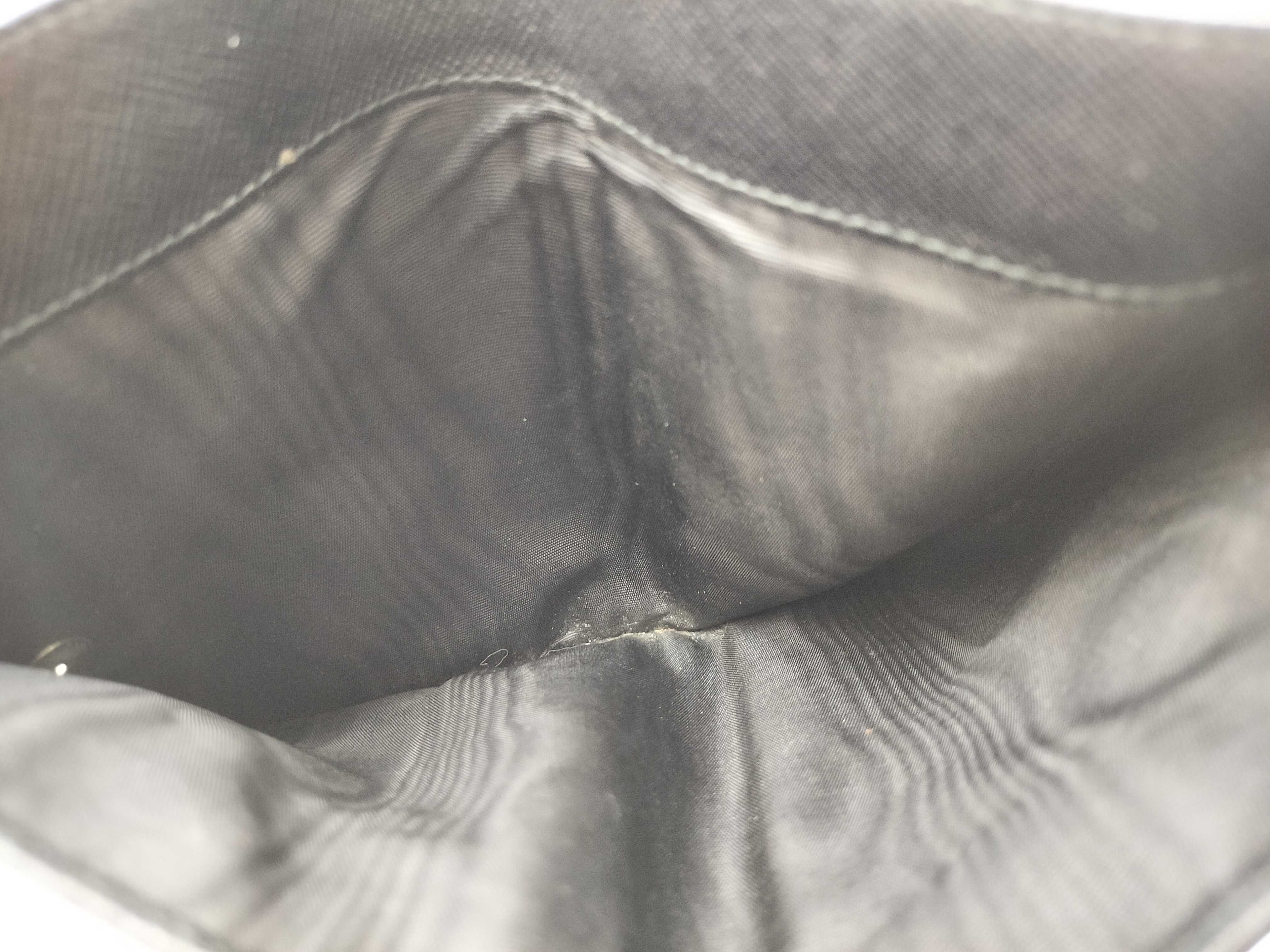 M668 Black Wallet — view 12