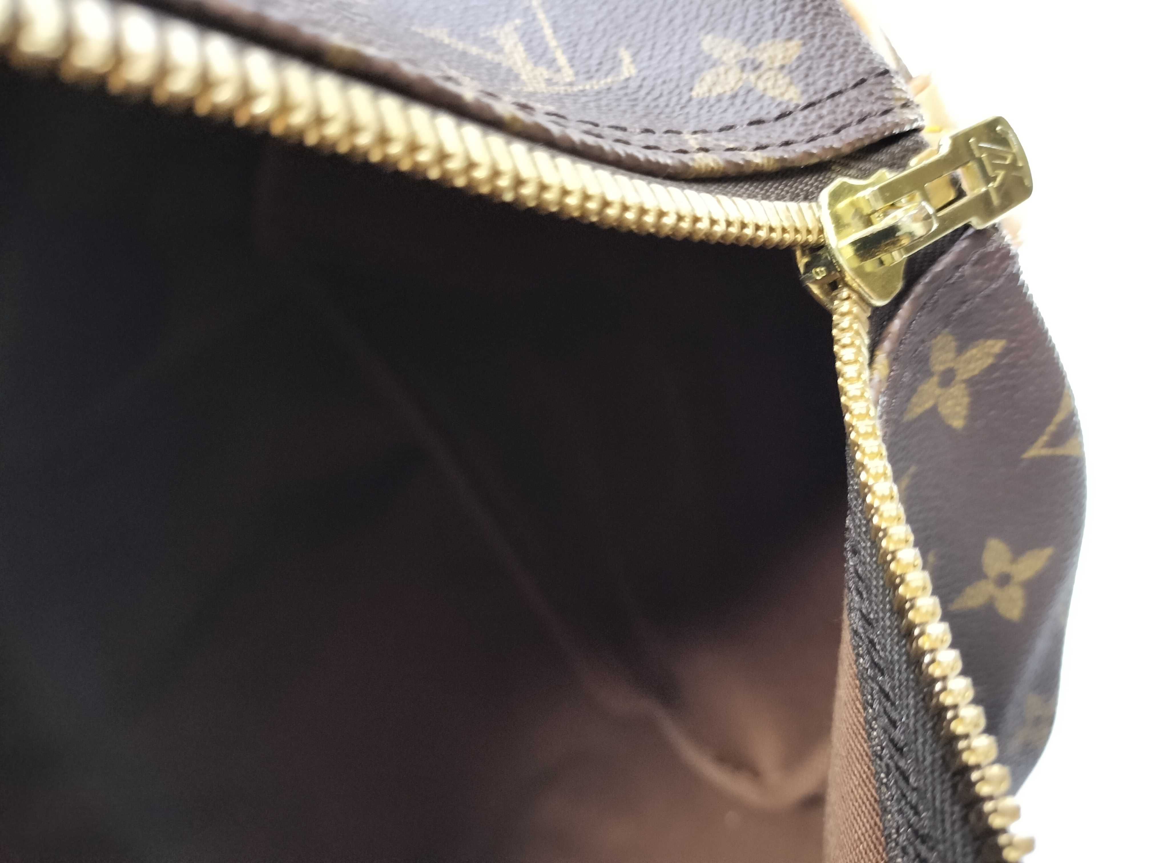 Monogram M41424 Keepall 55 Boston Bag — view 9