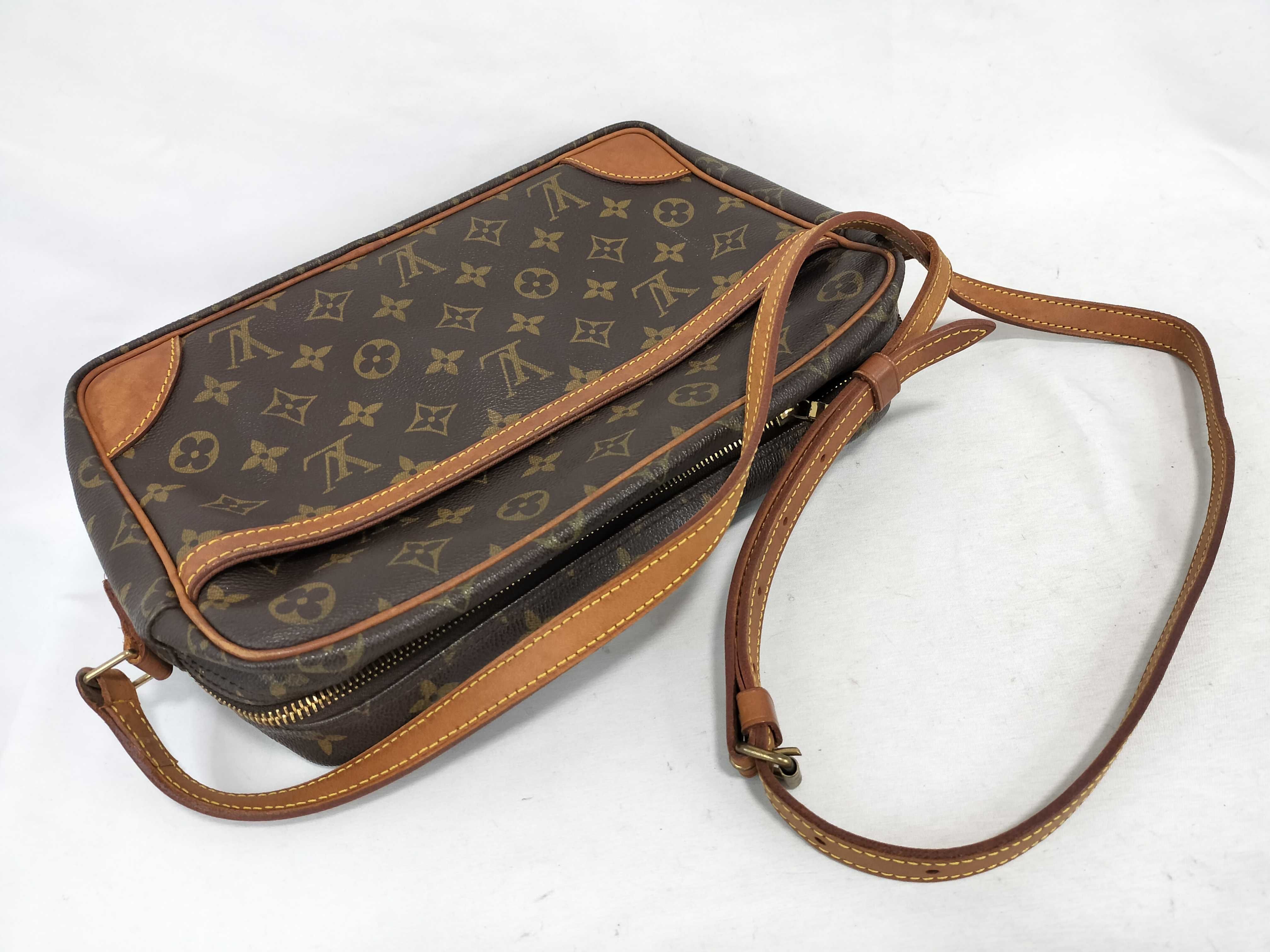 Monogram LV Trocadero Shoulder Bag — view 3