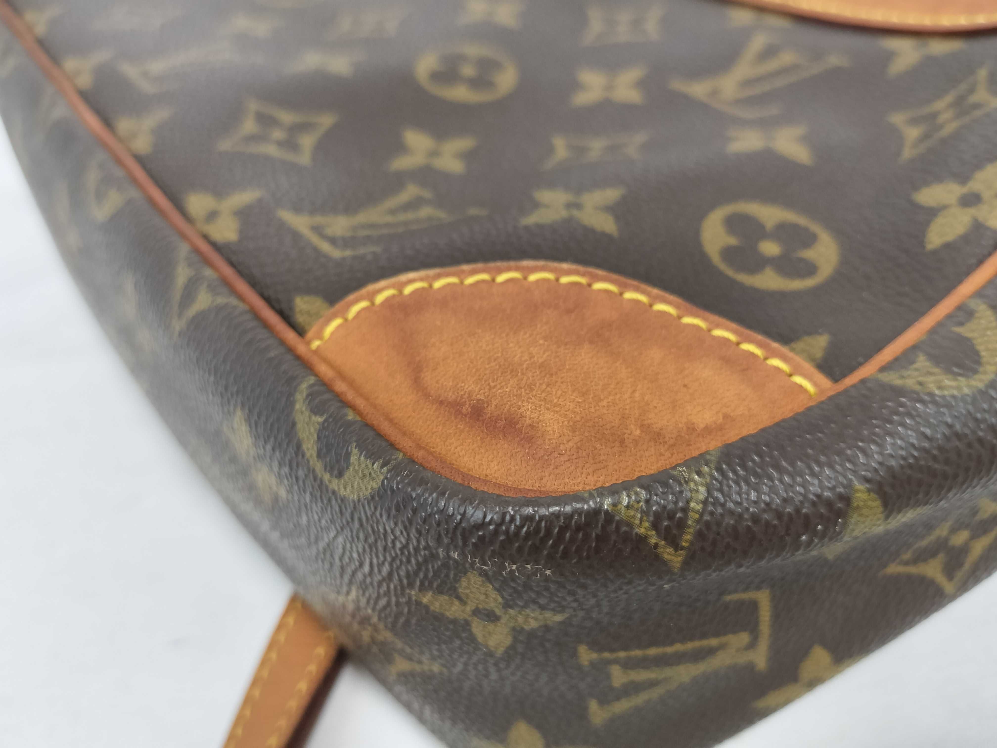 Monogram LV Trocadero Shoulder Bag — view 7