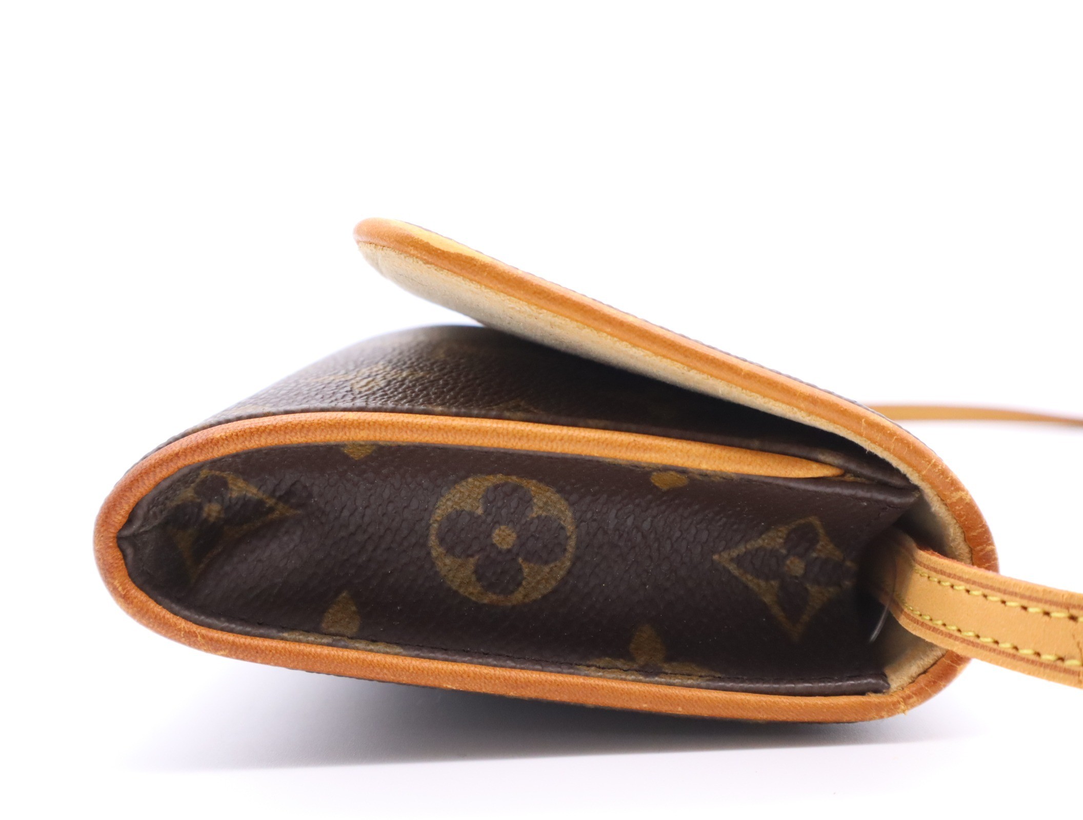 Pochette Twin GM with shoulder strap — view 5