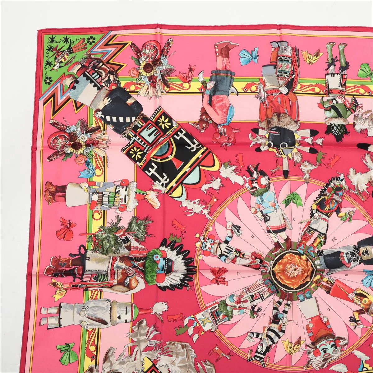 Carre 90 Kachinas Scarf Silk Pink Thread Fuzz Thread — view 2