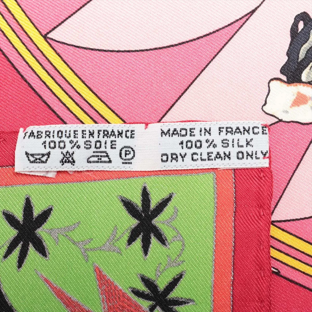 Carre 90 Kachinas Scarf Silk Pink Thread Fuzz Thread — view 6