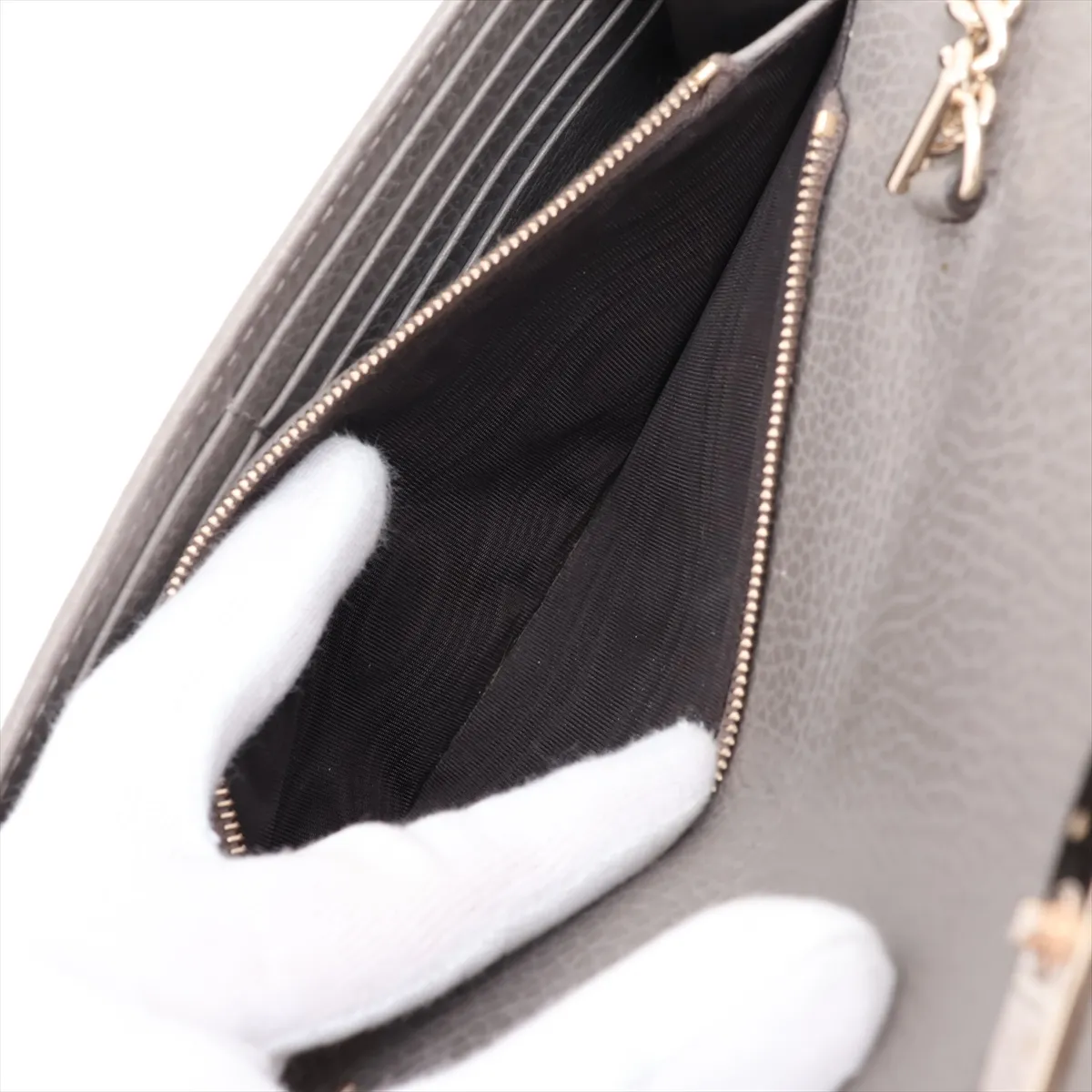 Interlocking G Leather Chain Wallet, Gray, 510314 — view 7