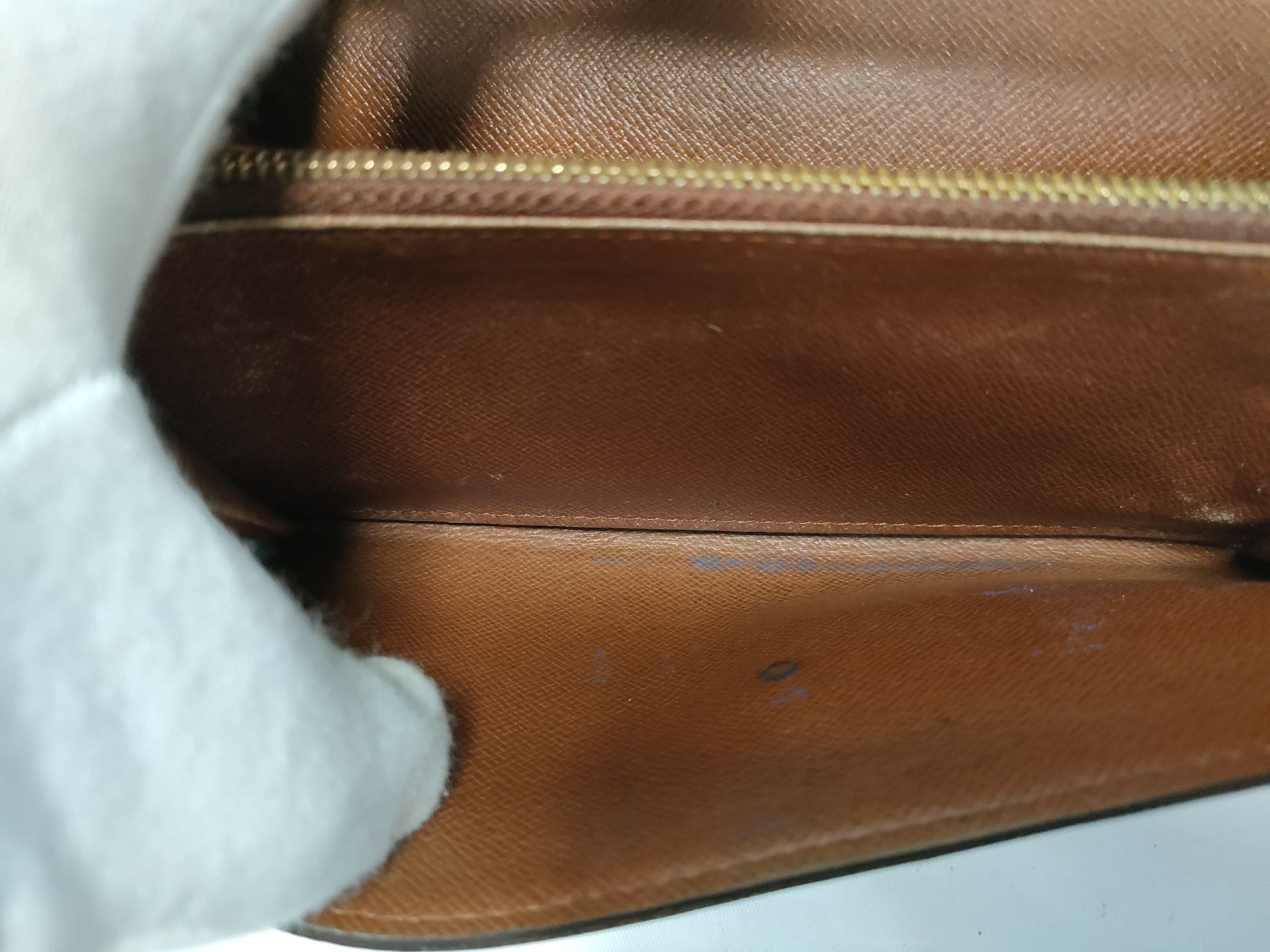 Monogram / Monogram / Long Wallet / PVC Umbrella (Accessories) — view 12