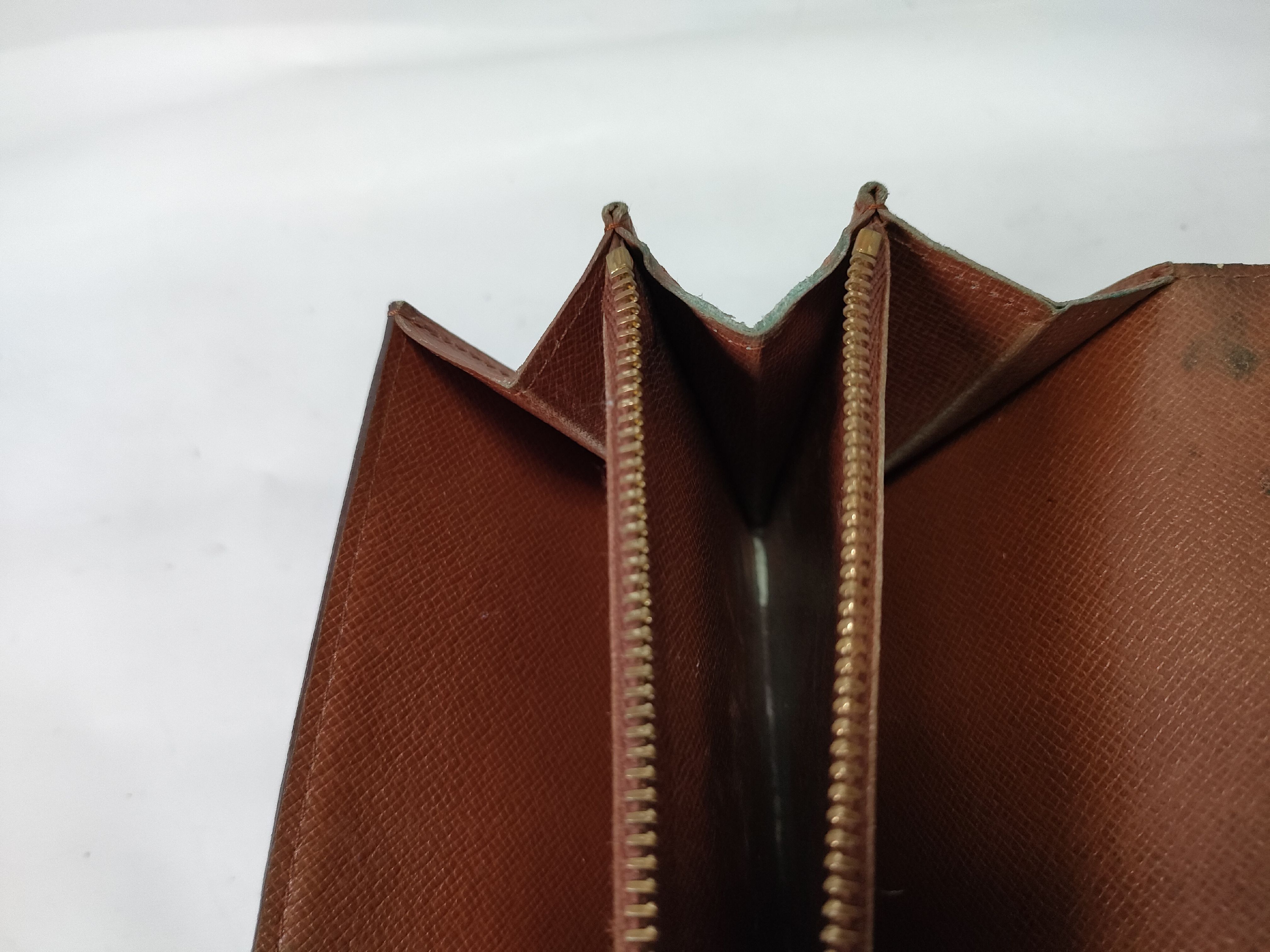 Monogram / Monogram / Long Wallet / PVC Umbrella (Accessories) — view 15