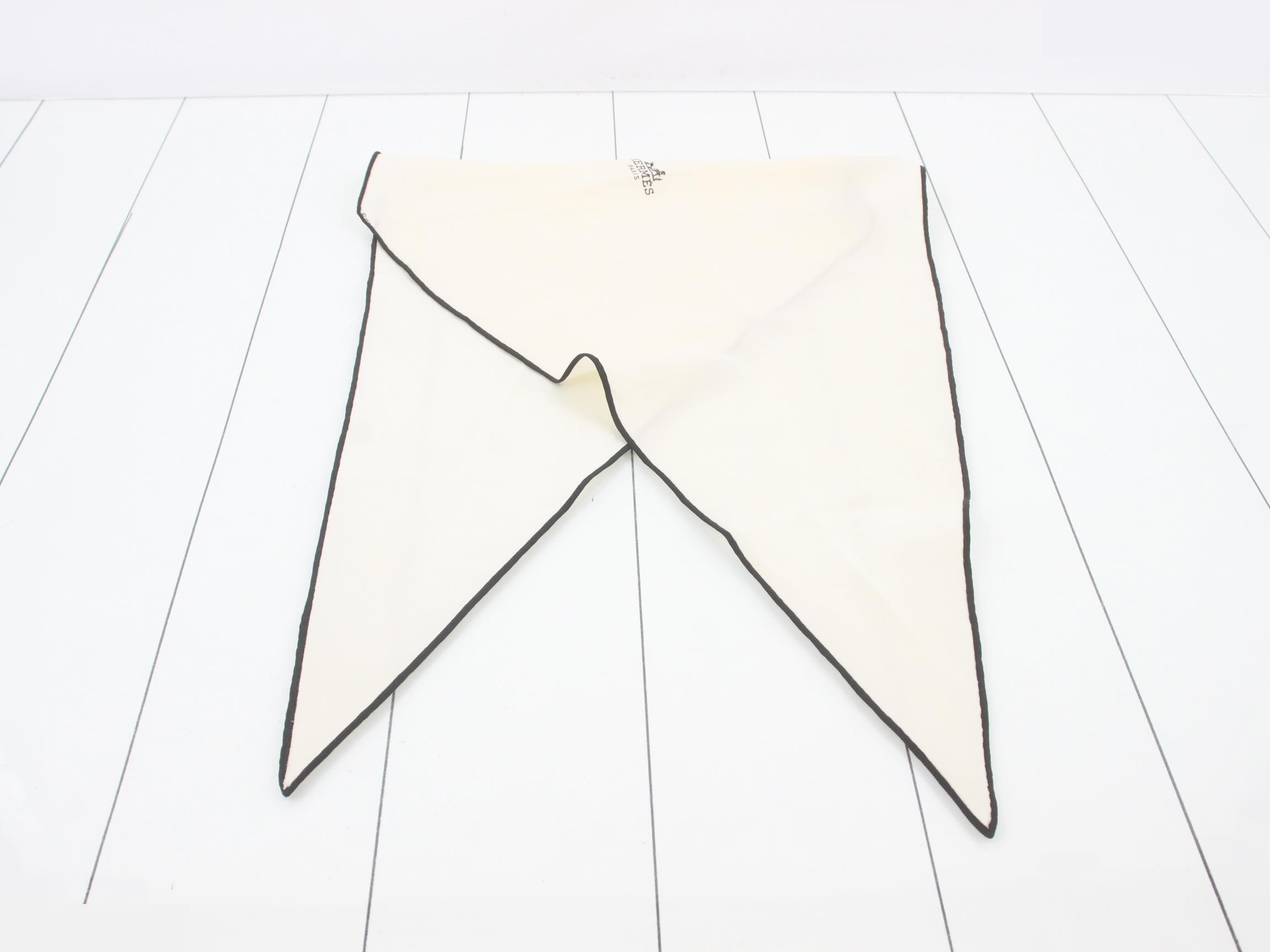 scarf — view 2