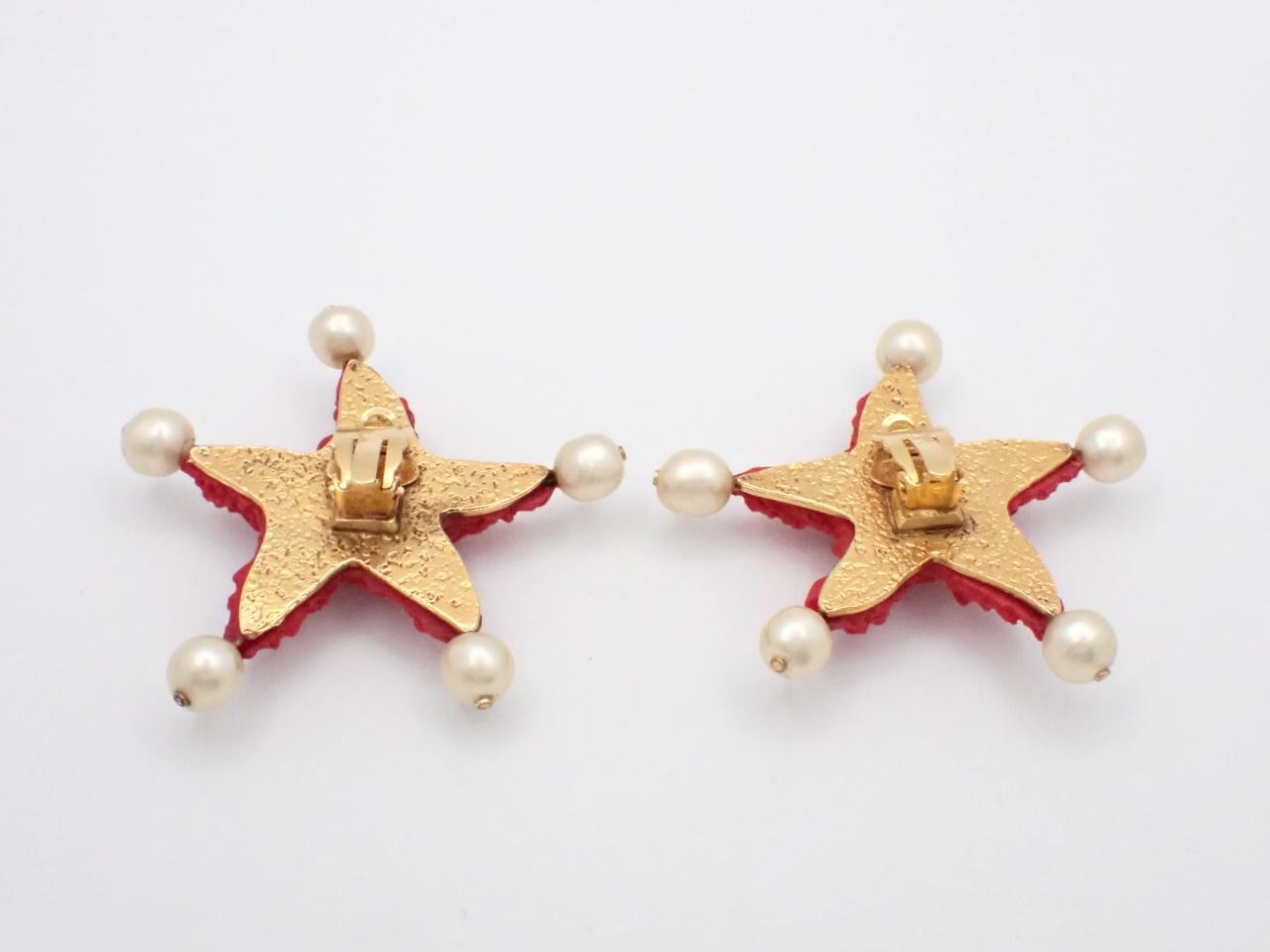 Vintage Classic (Precious Metal) Earrings — view 2