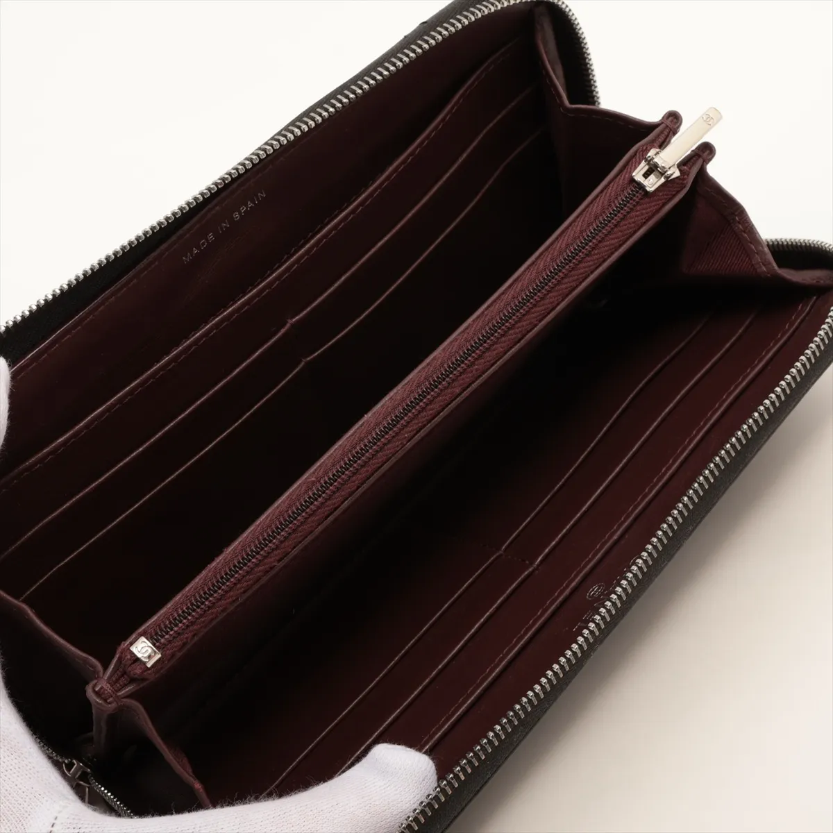 Matelassé Caviar Skin Round Zip Wallet, Black, Silver Hardware, U6K8G87L — view 3