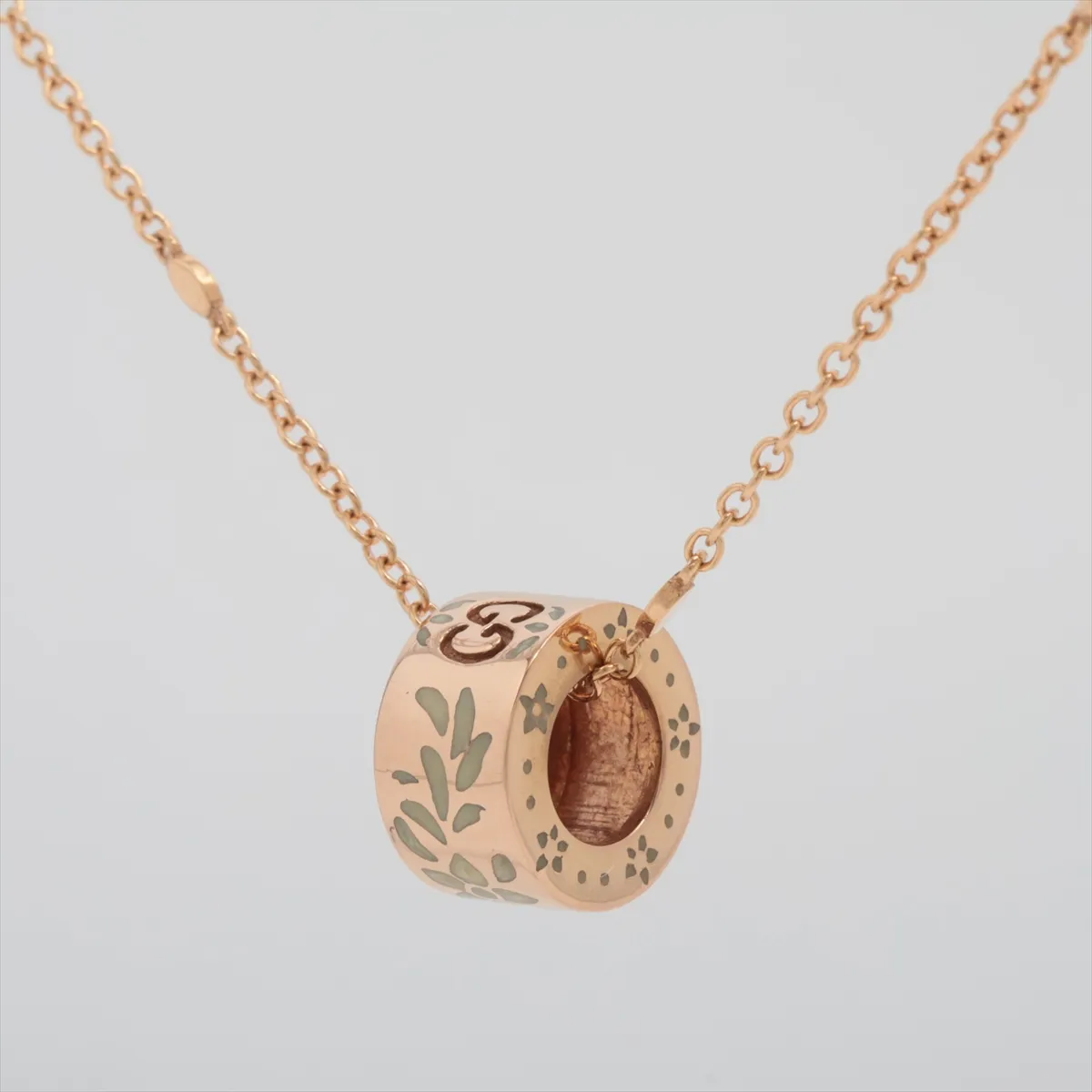 Icon Bloom Enamel Necklace, 750 (PG), 7.5g, enamel chipping. — view 2