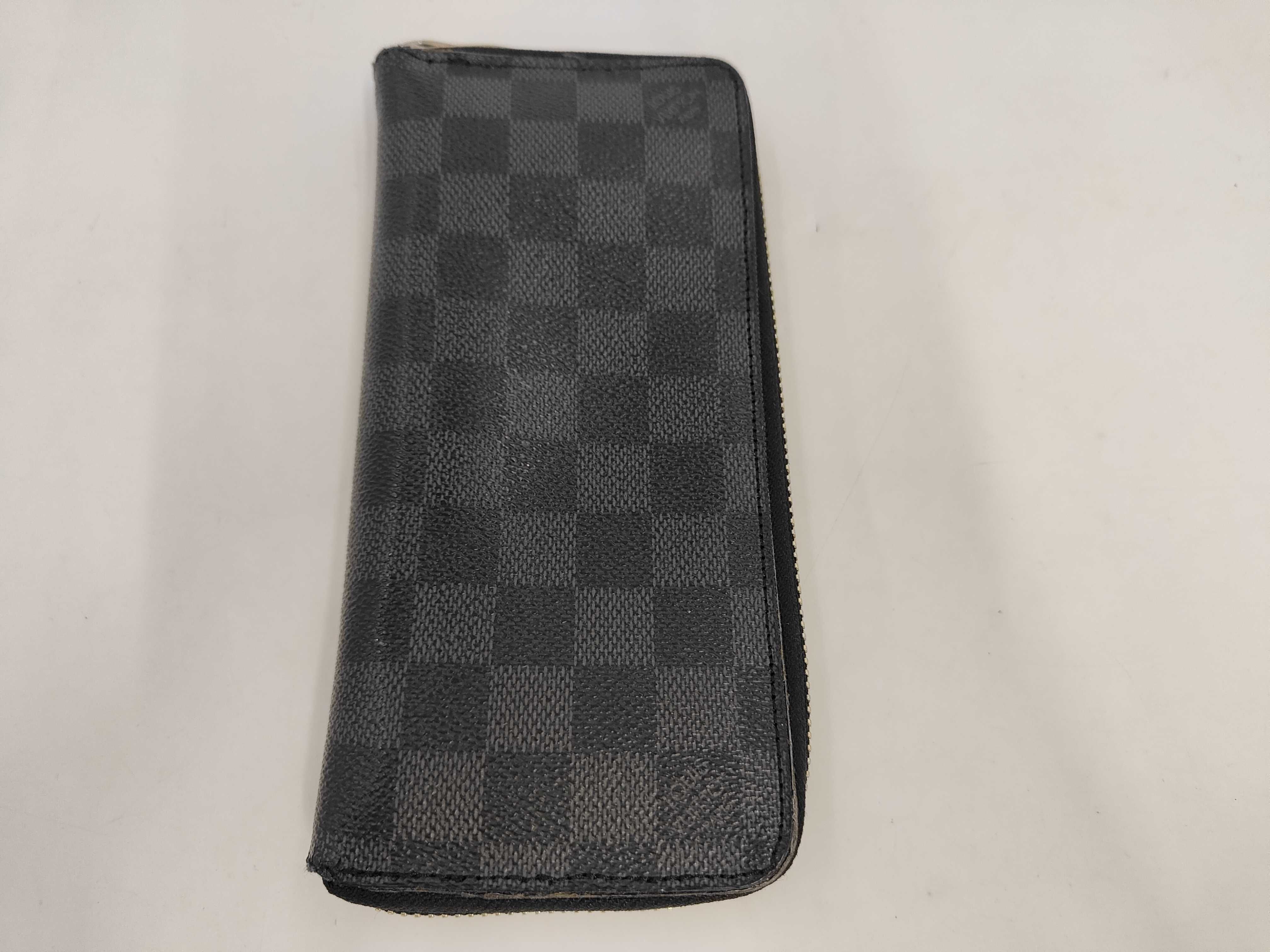 Damier Graphite Zippy Wallet Vertical Long Wallet