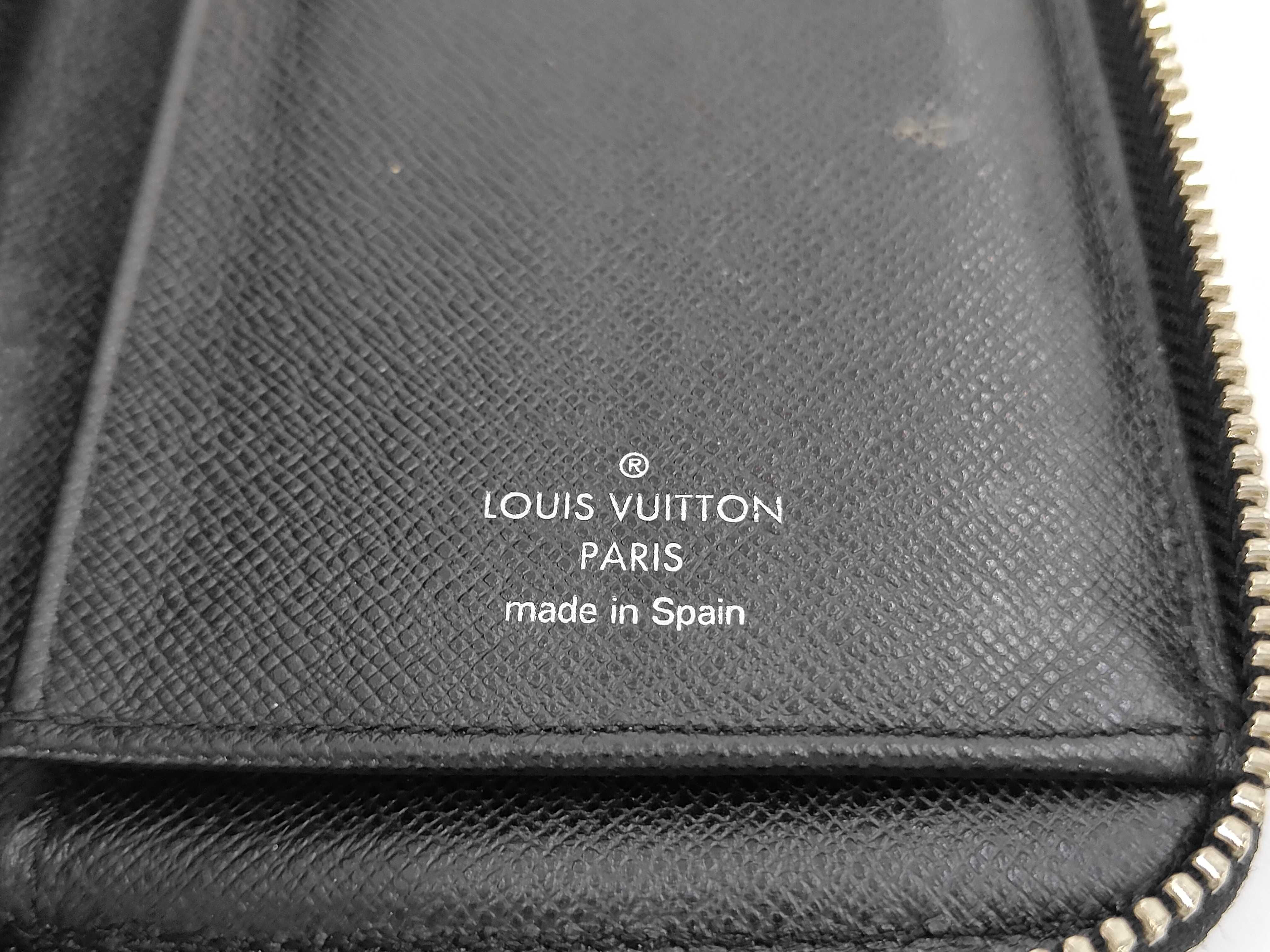Damier Graphite Zippy Wallet Vertical Long Wallet — view 11
