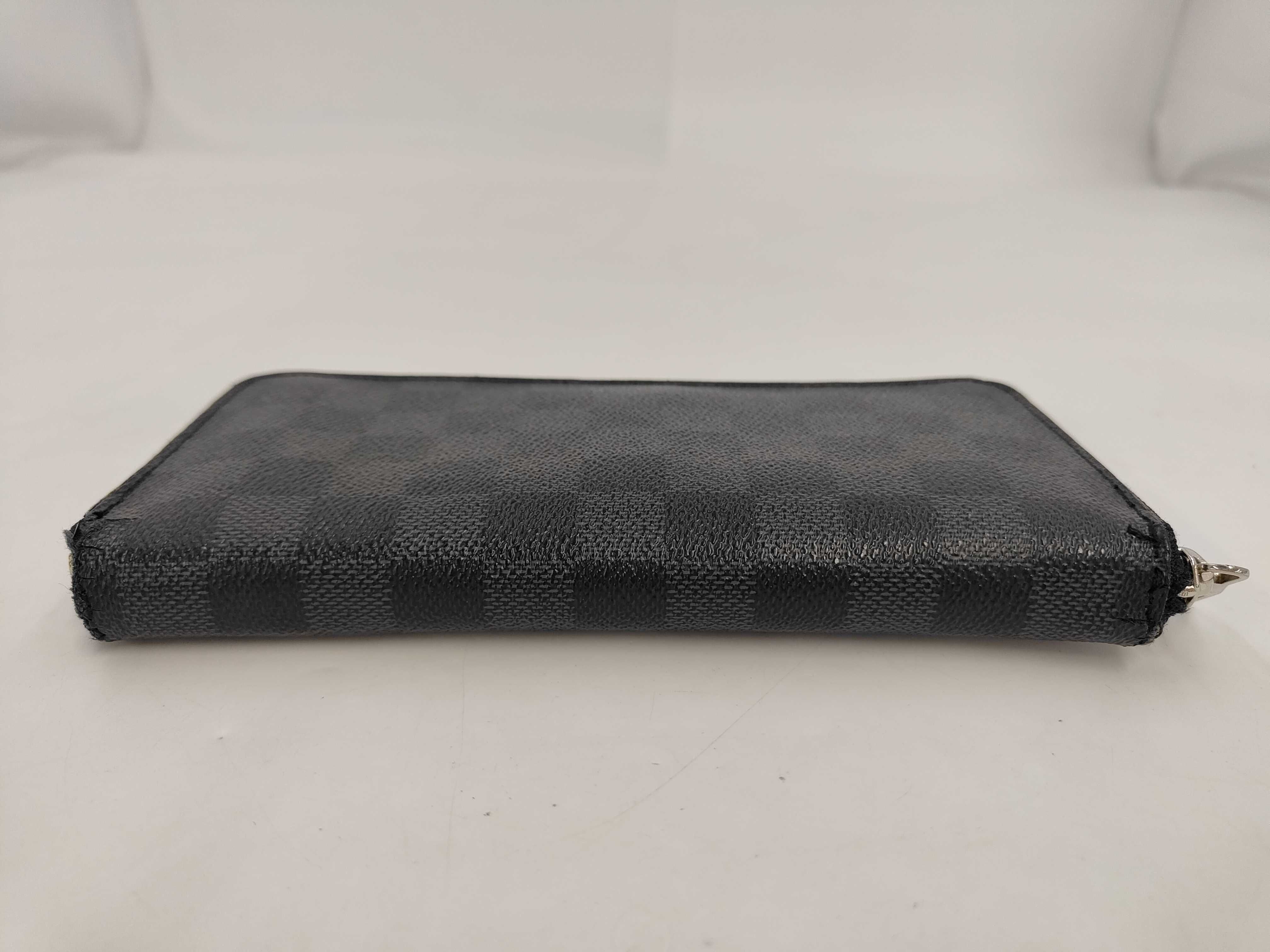 Damier Graphite Zippy Wallet Vertical Long Wallet — view 5