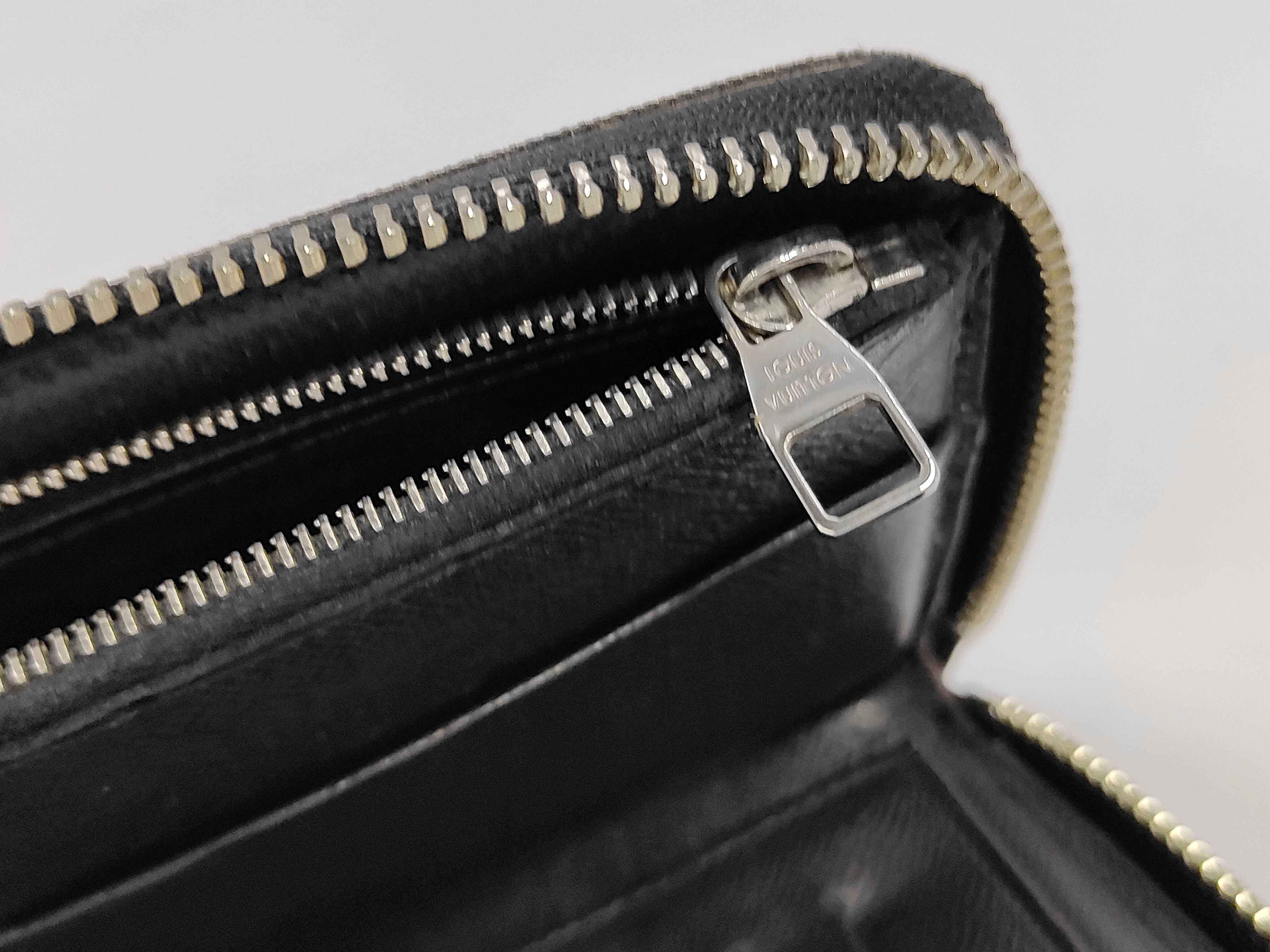 Damier Graphite Zippy Wallet Vertical Long Wallet — view 9