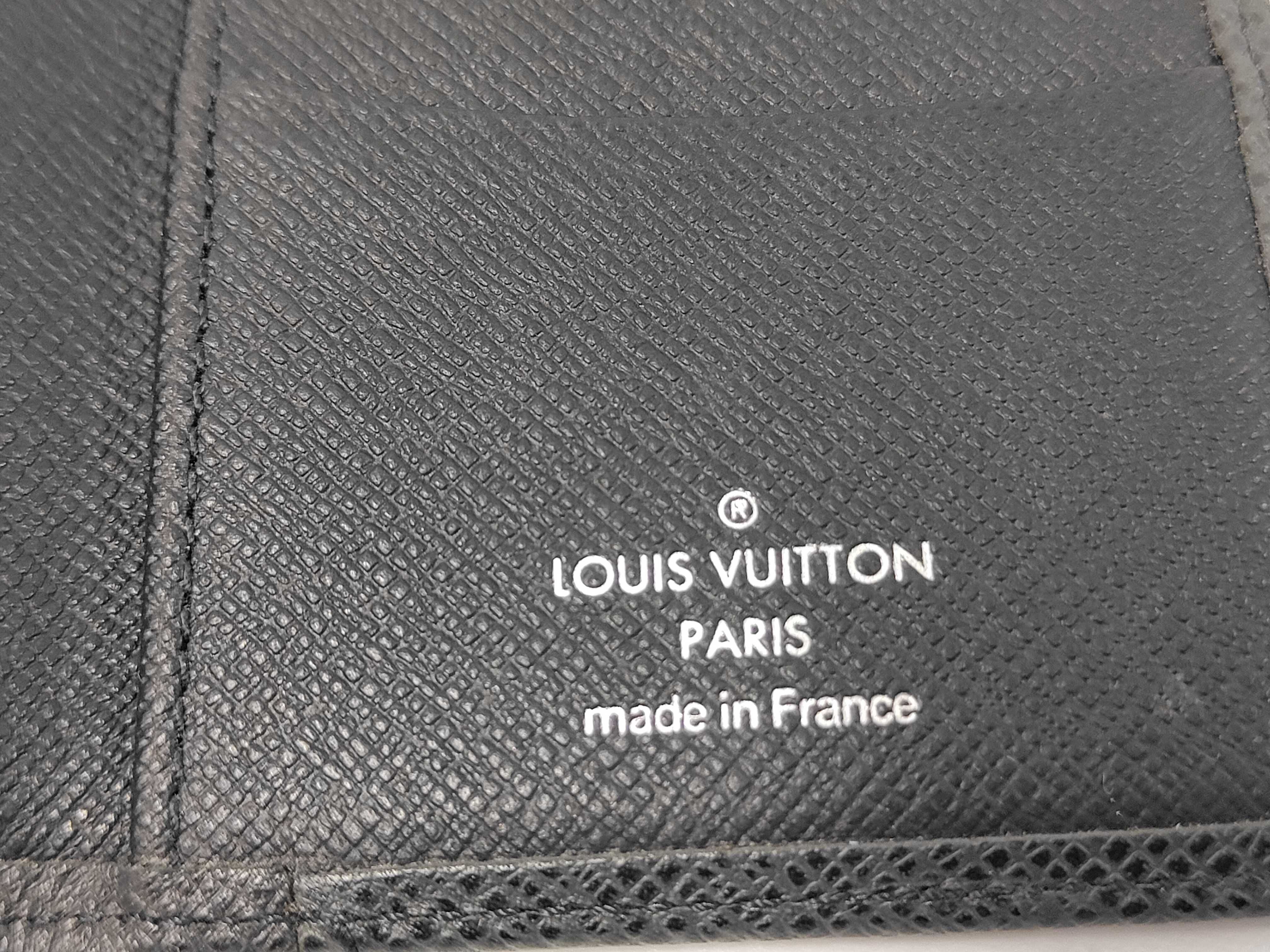 LV M32655 Taiga de Poche Card Case — view 8