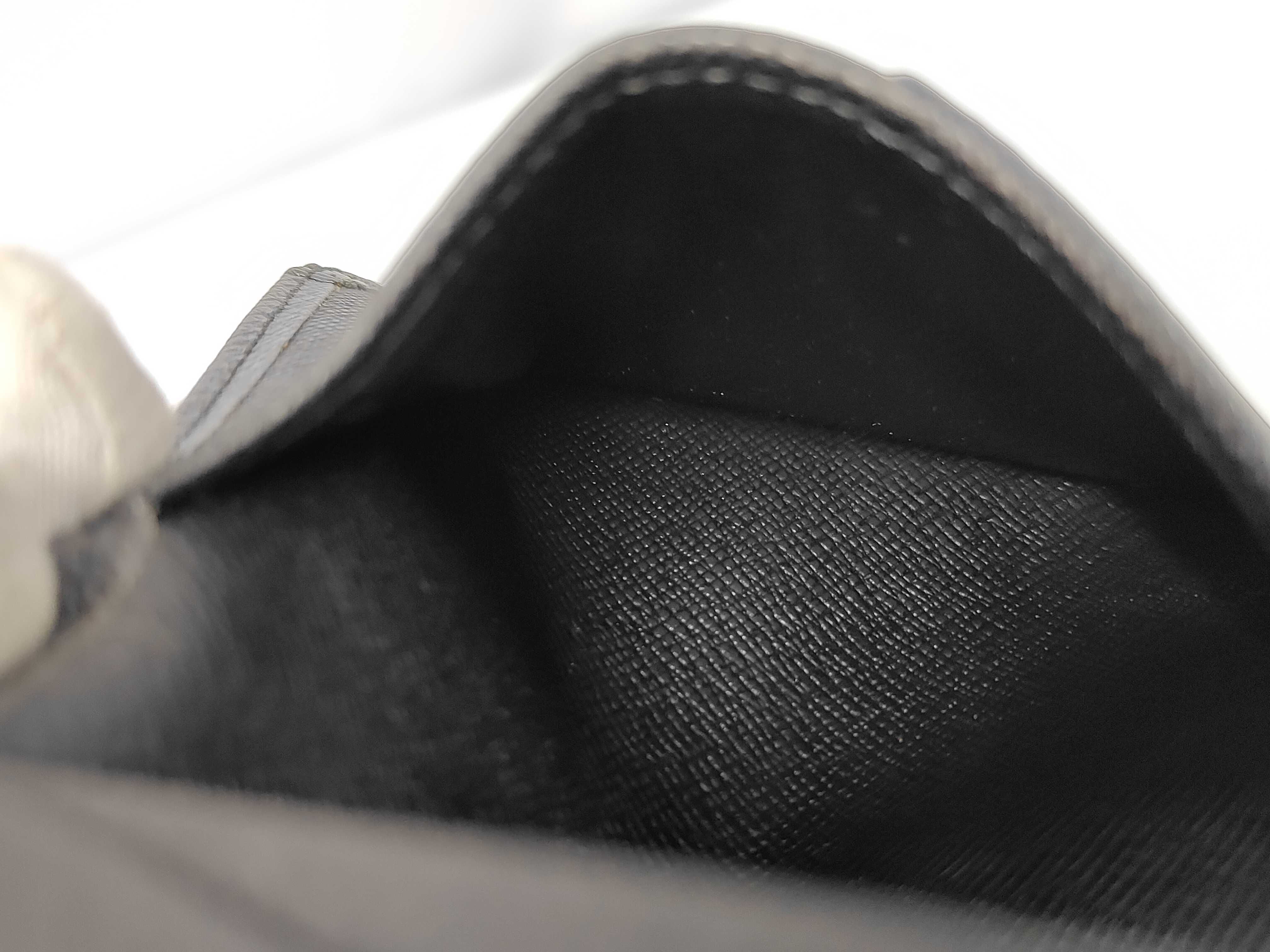LV M32655 Taiga de Poche Card Case — view 9