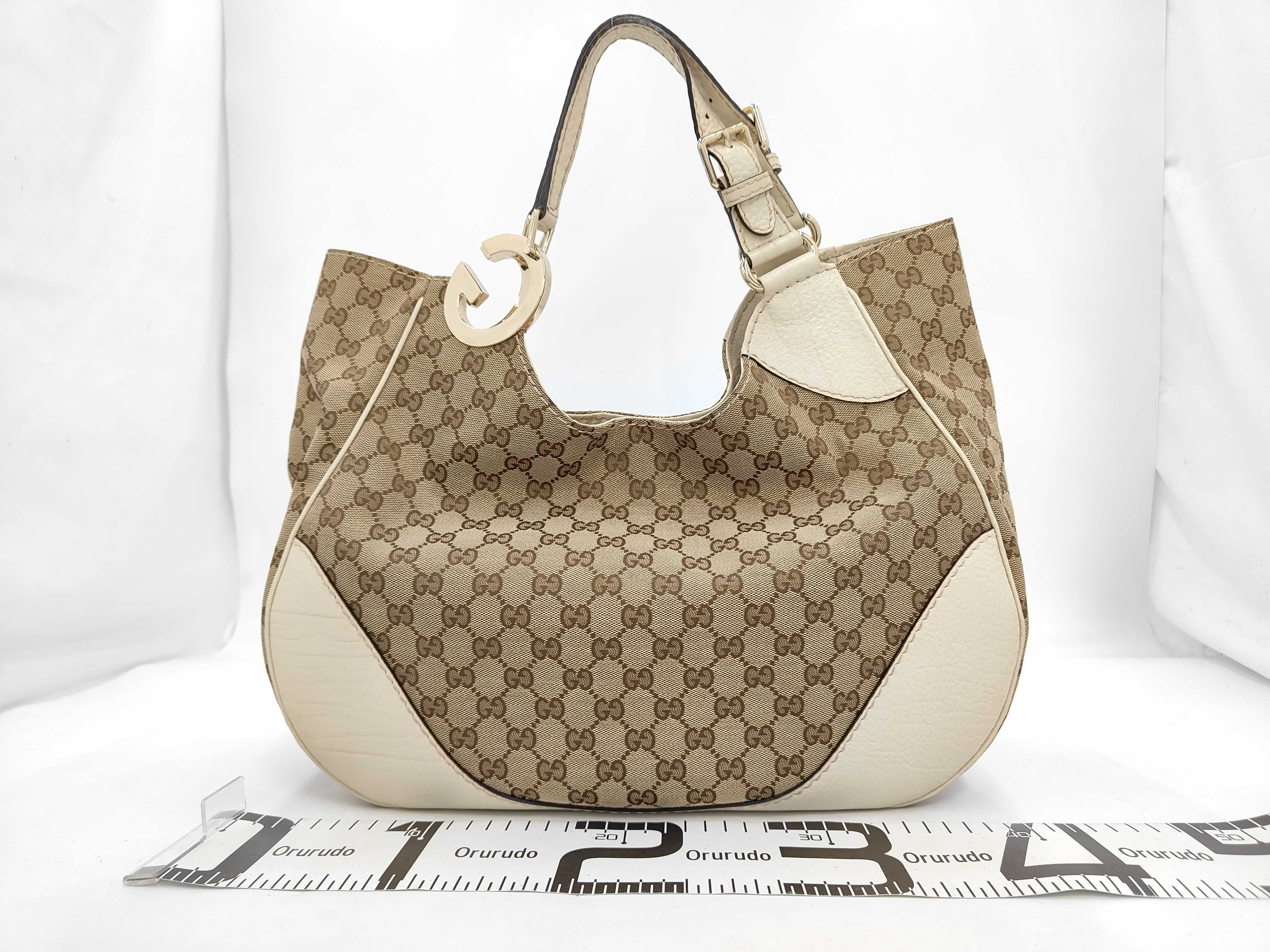 Charlotte Interlocking G Hobo Shoulder Bag — view 2