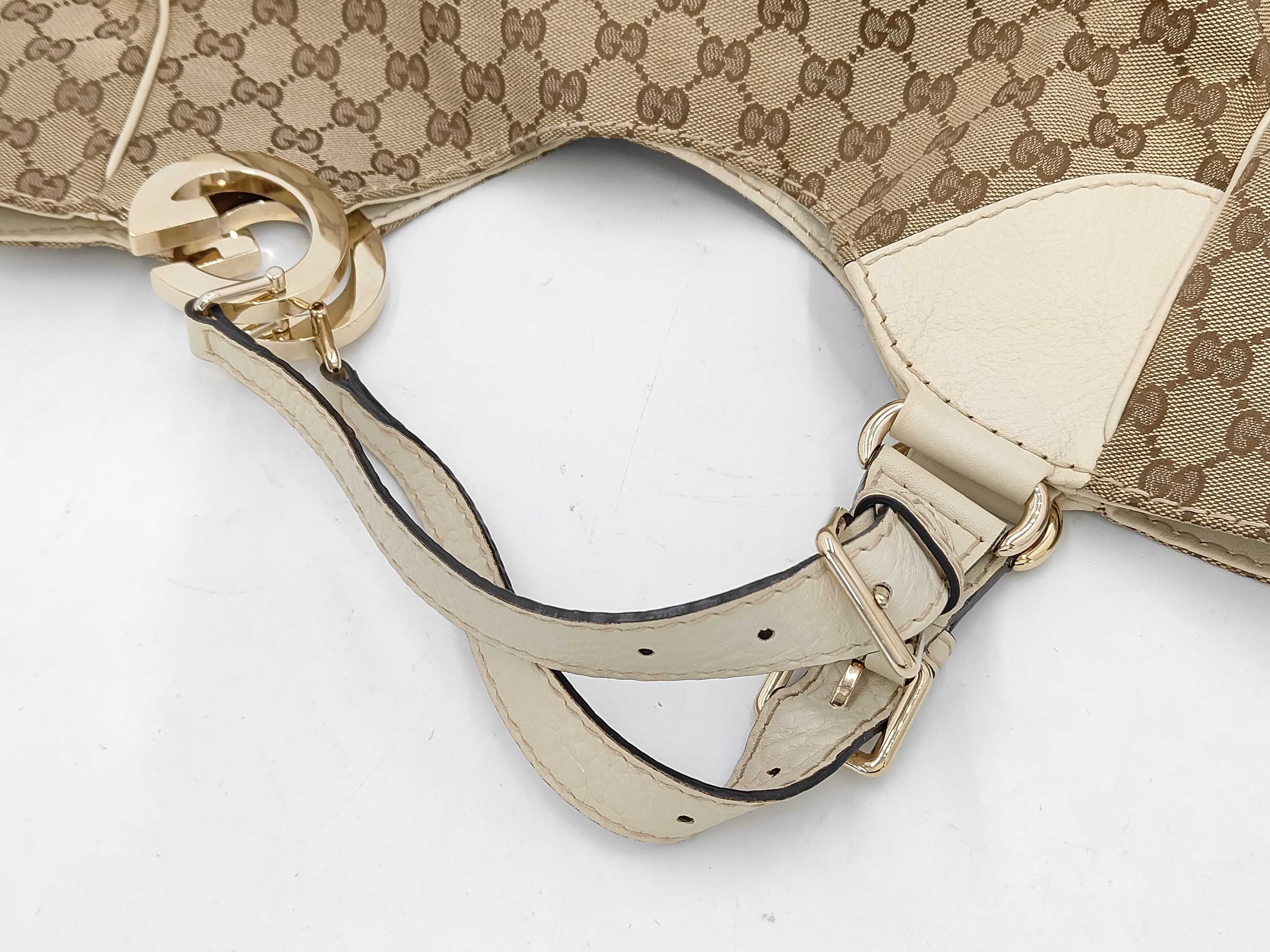 Charlotte Interlocking G Hobo Shoulder Bag — view 3