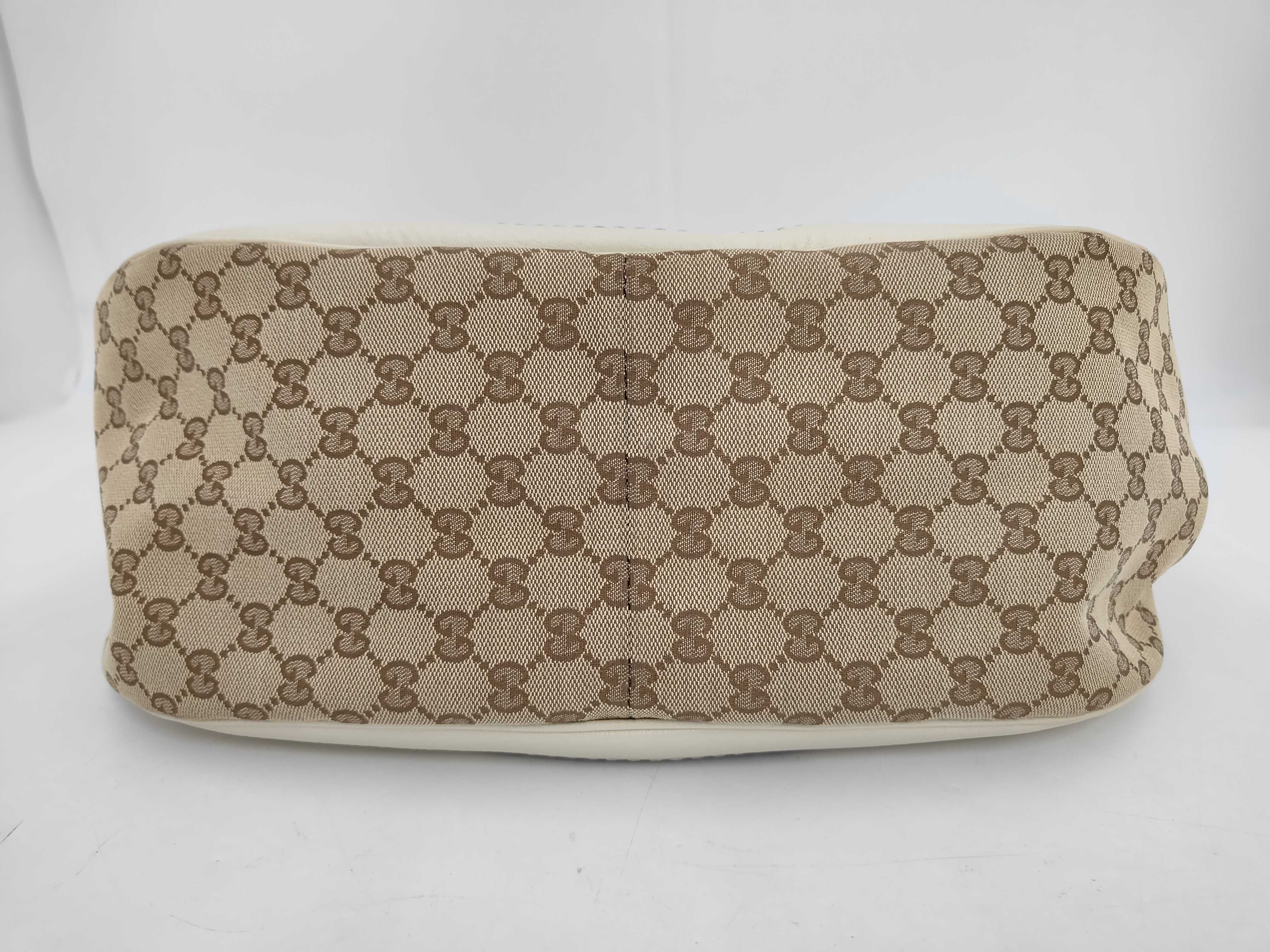 Charlotte Interlocking G Hobo Shoulder Bag — view 6