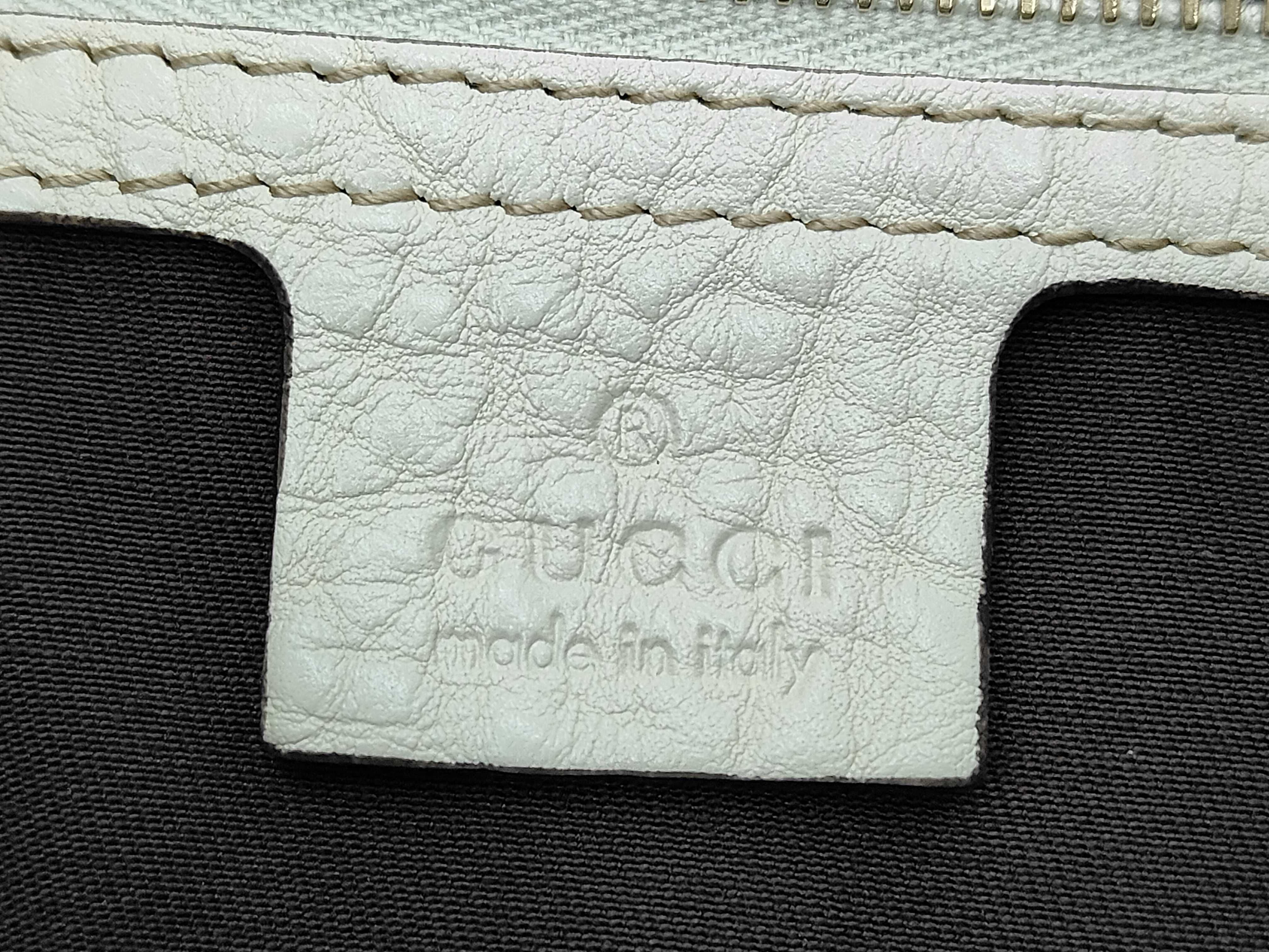 Charlotte Interlocking G Hobo Shoulder Bag — view 9