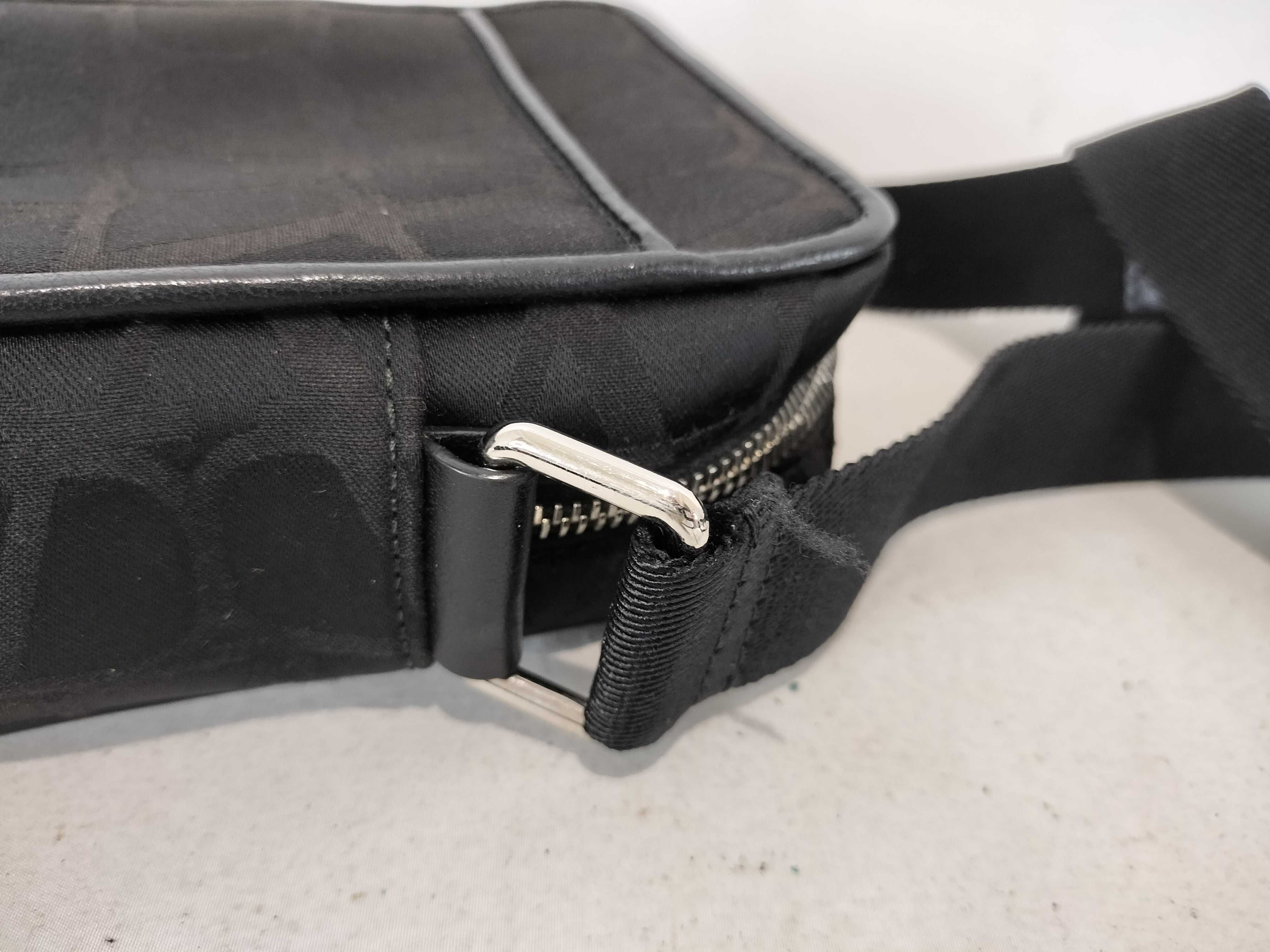 Toile Iconograph Signature Shoulder Bag — view 5