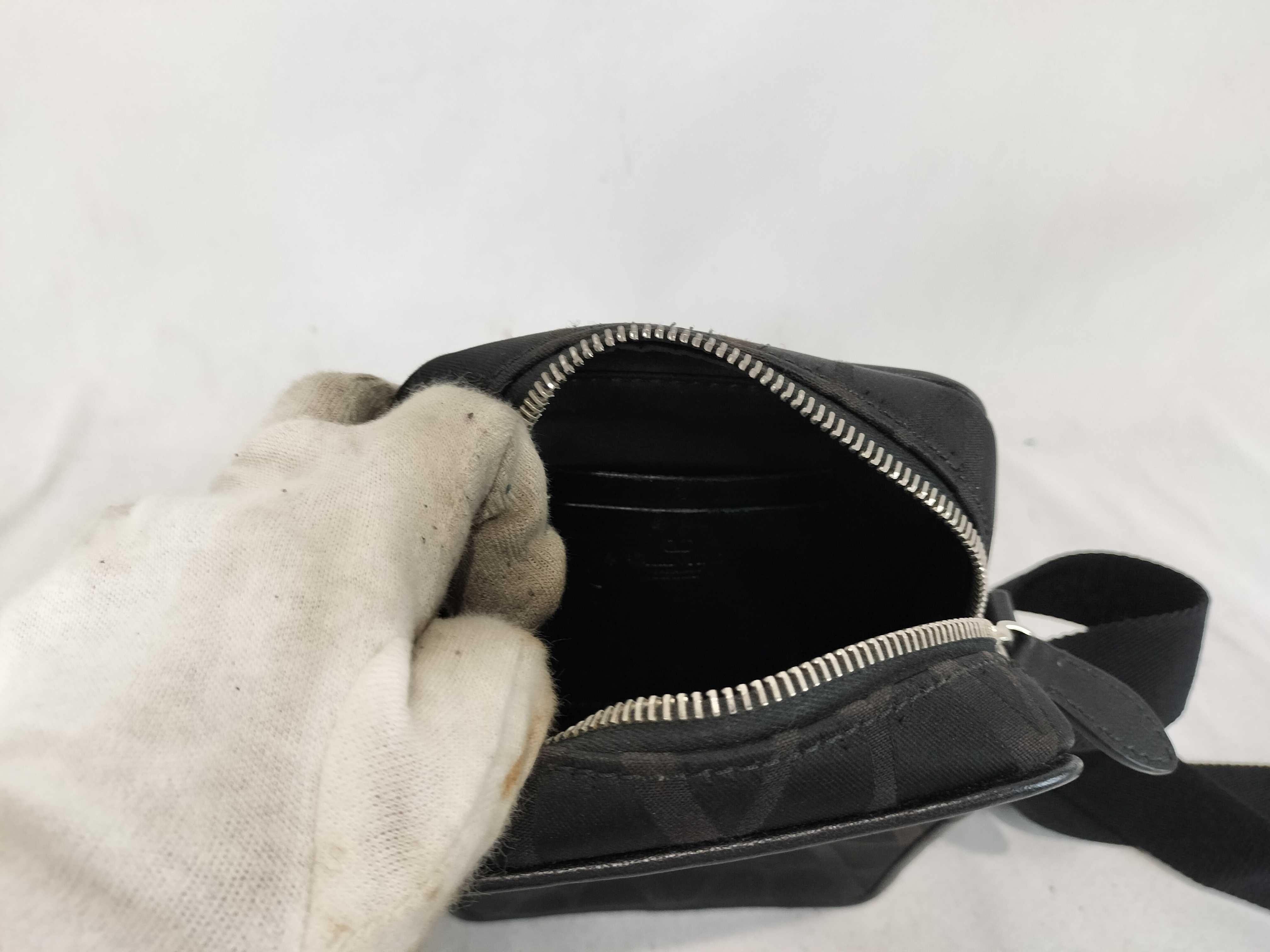 Toile Iconograph Signature Shoulder Bag — view 9