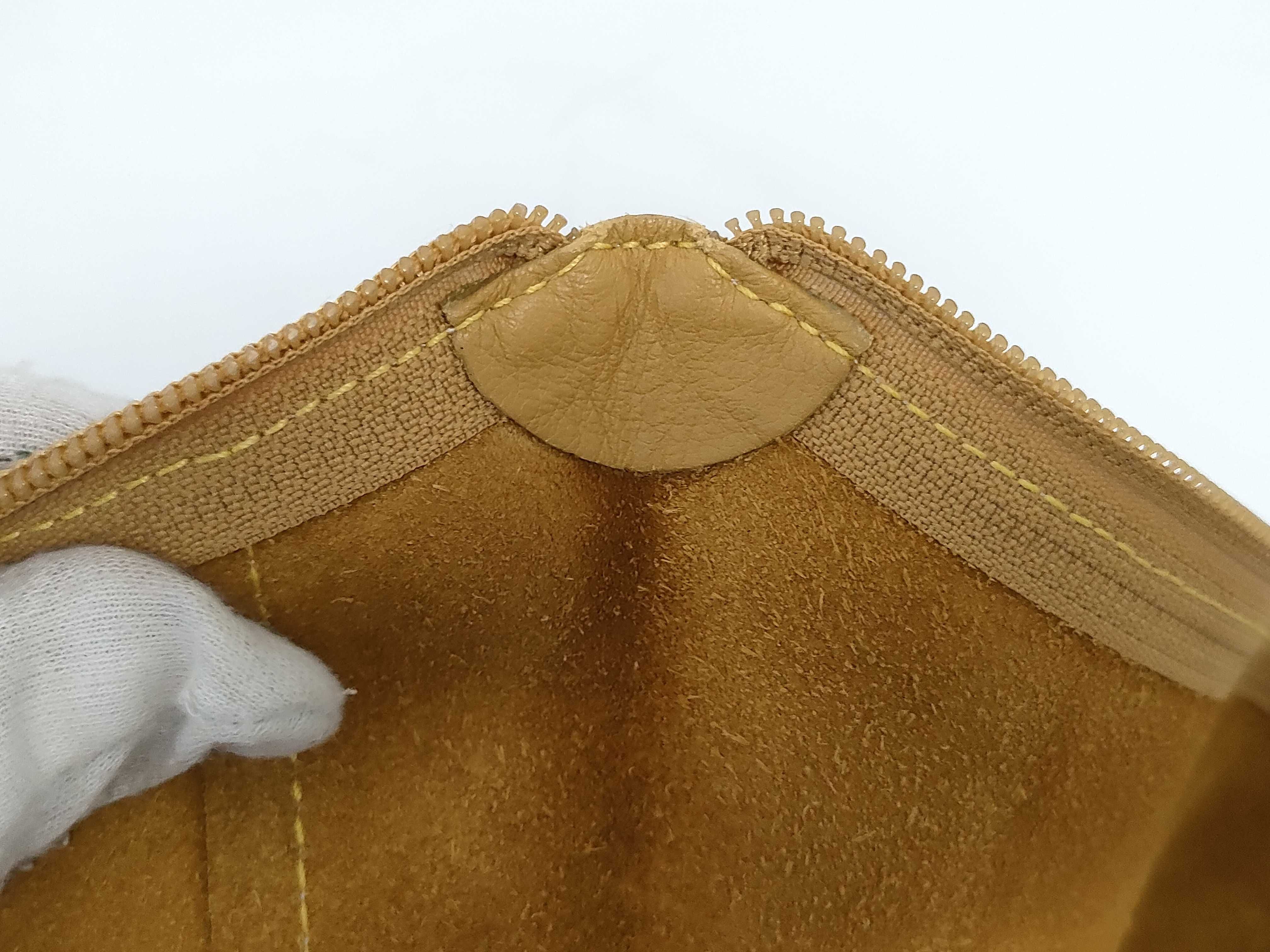 Anton Bag - Shoulder Bag — view 11