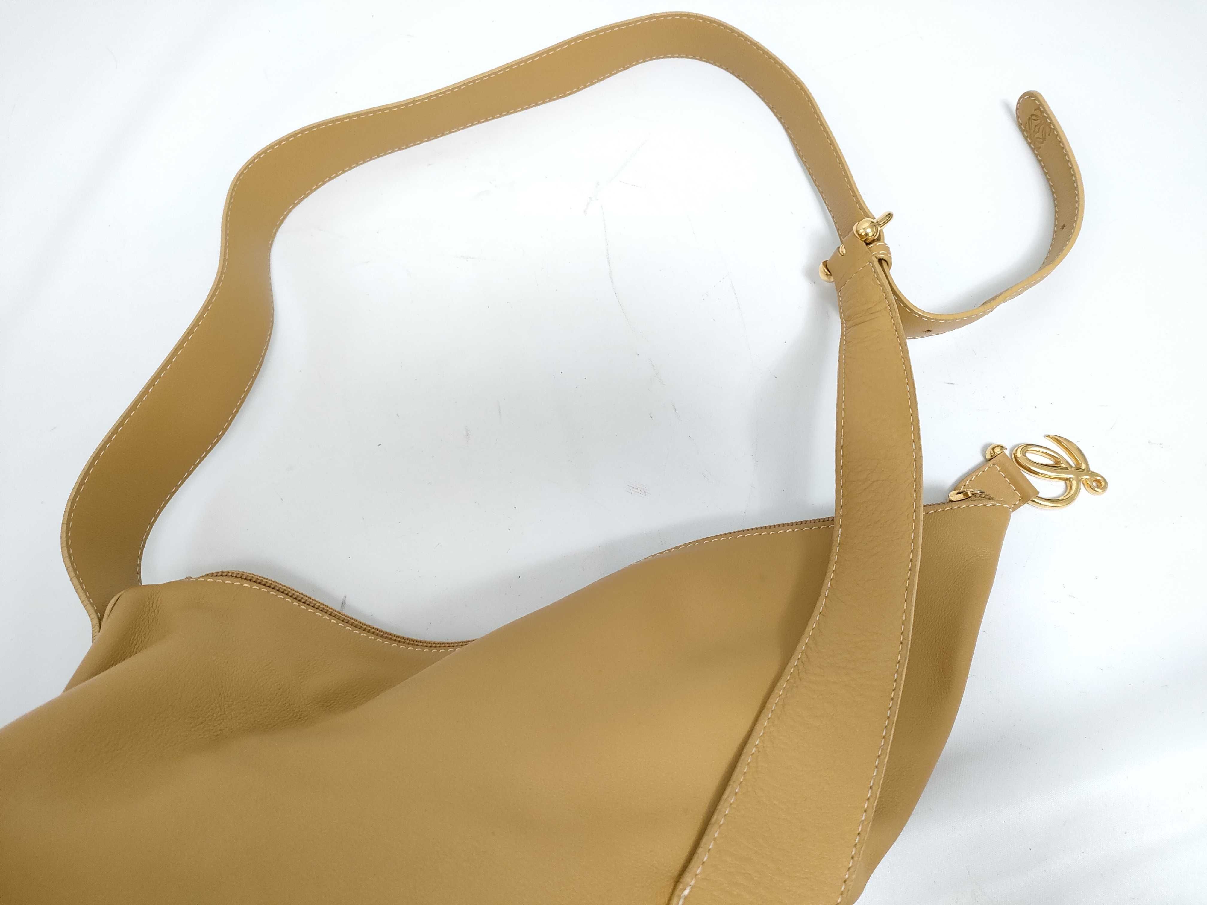 Anton Bag - Shoulder Bag — view 5