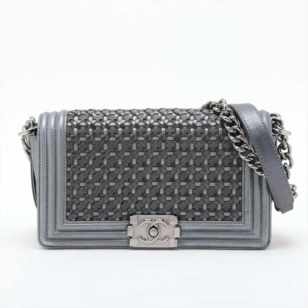 Boy Chanel 25 Leather x Patent Leather Chain Shoulder Bag, Silver x Gray, Silver Hardware, 20660294, Serial Number in the 20s, A67086