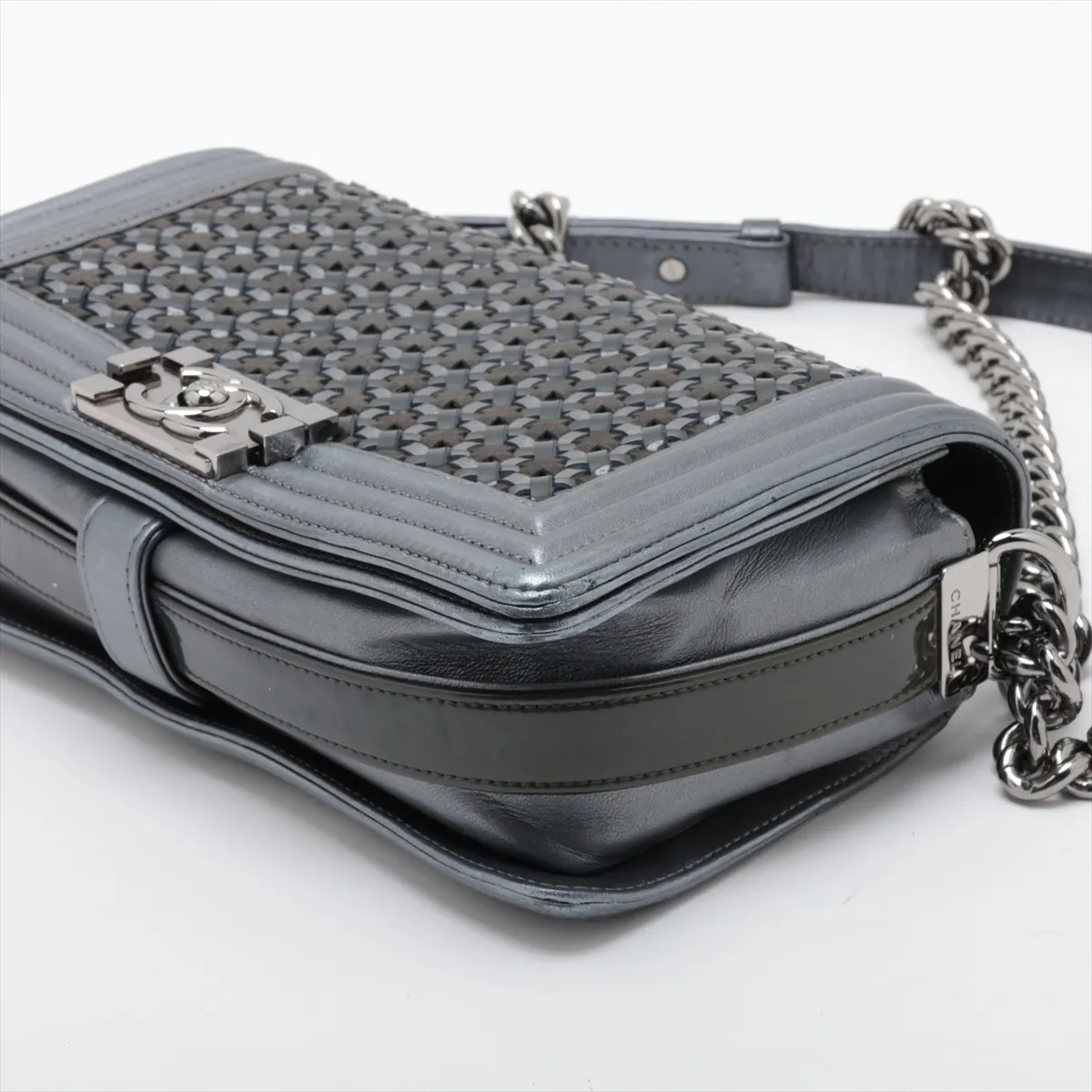 Boy Chanel 25 Leather x Patent Leather Chain Shoulder Bag, Silver x Gray, Silver Hardware, 20660294, Serial Number in the 20s, A67086 — view 3