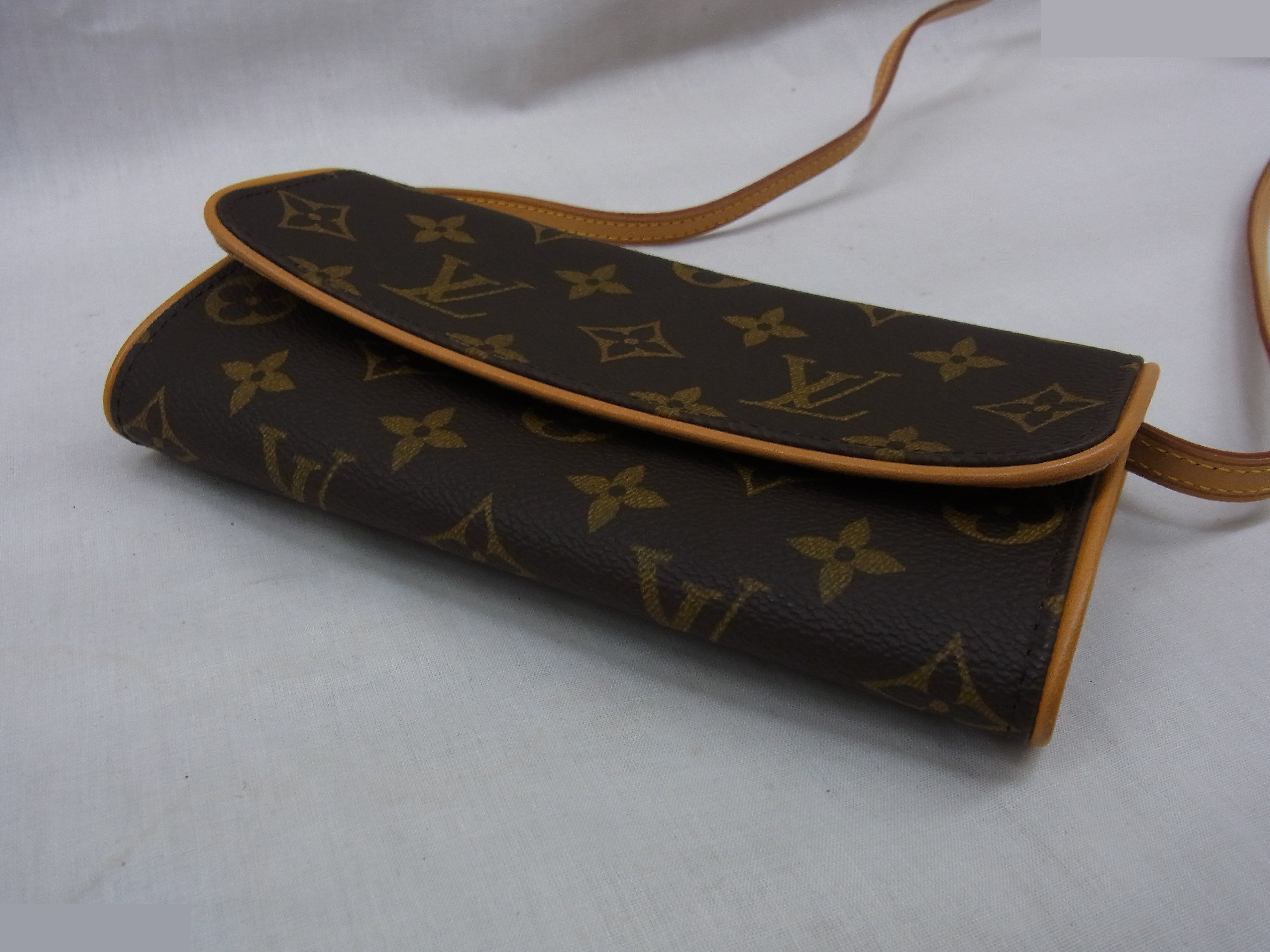 Pochette Twin PM — view 3