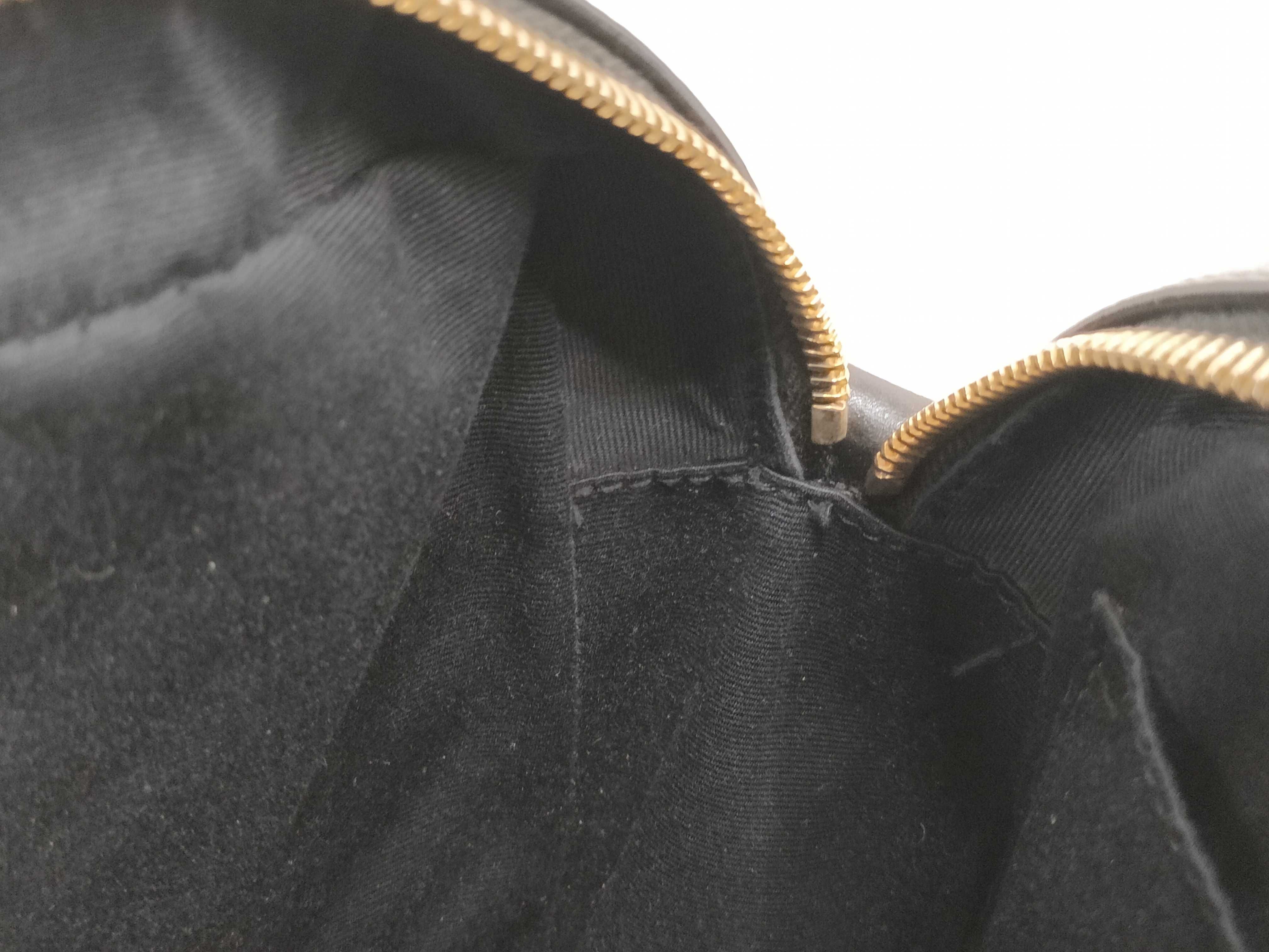 shoulder bag, black, with dust bag. — view 14